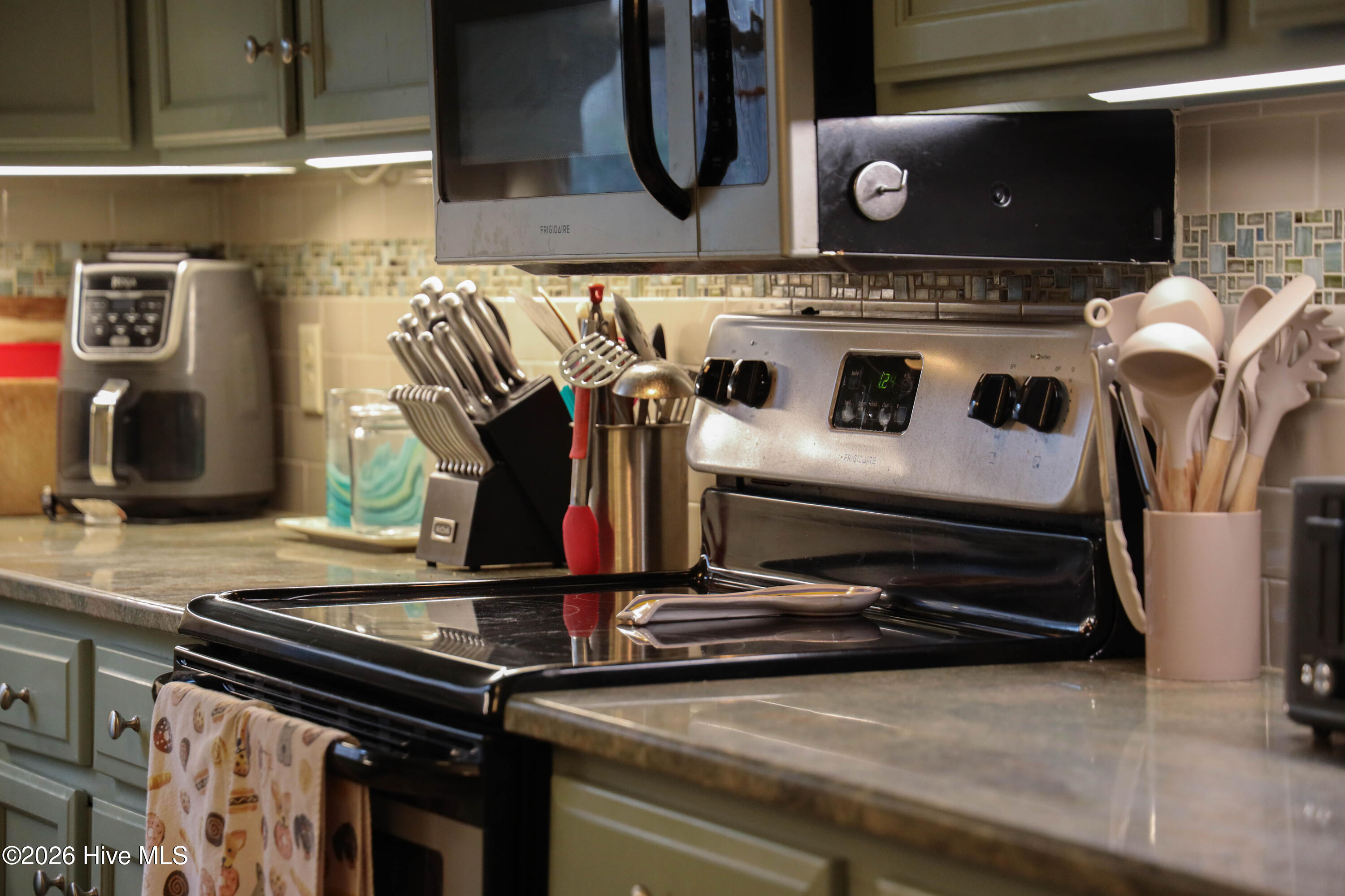 100556502 | Photo 60