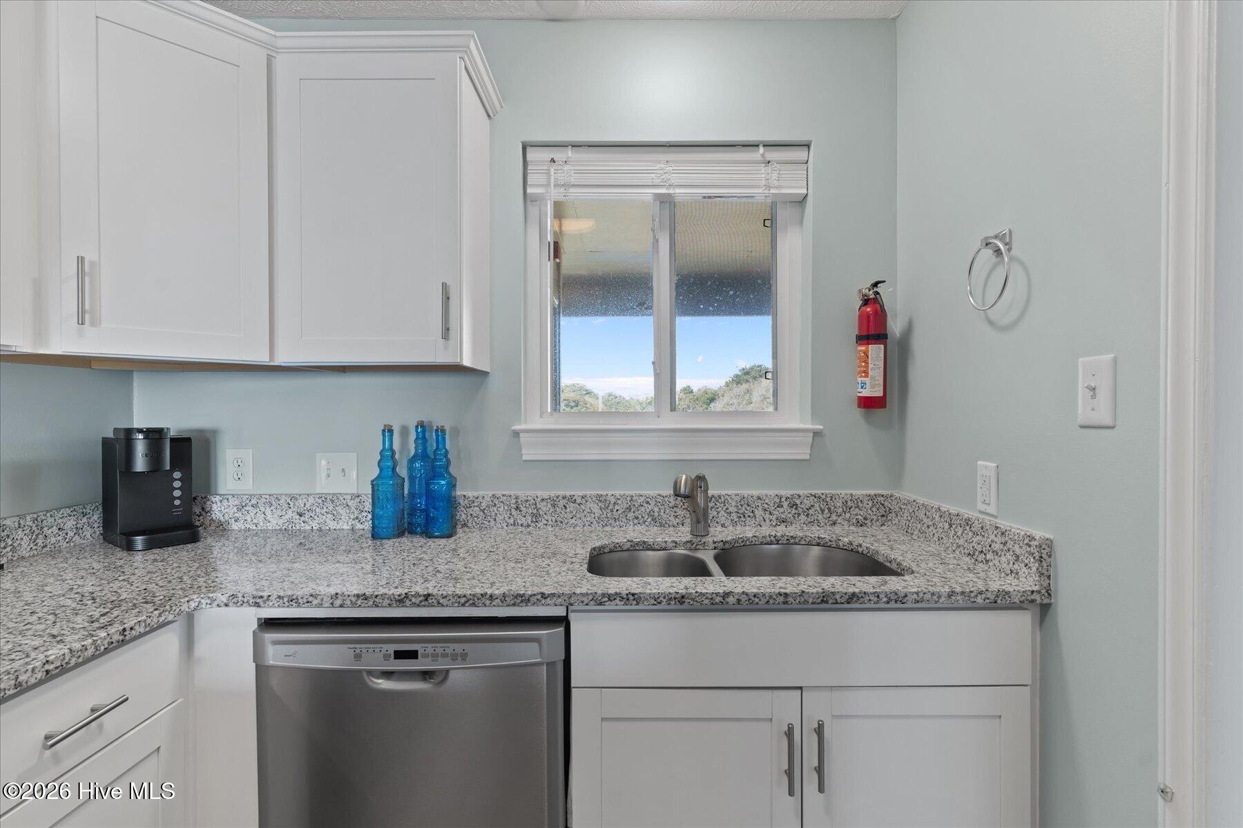 100564383 | Photo 20