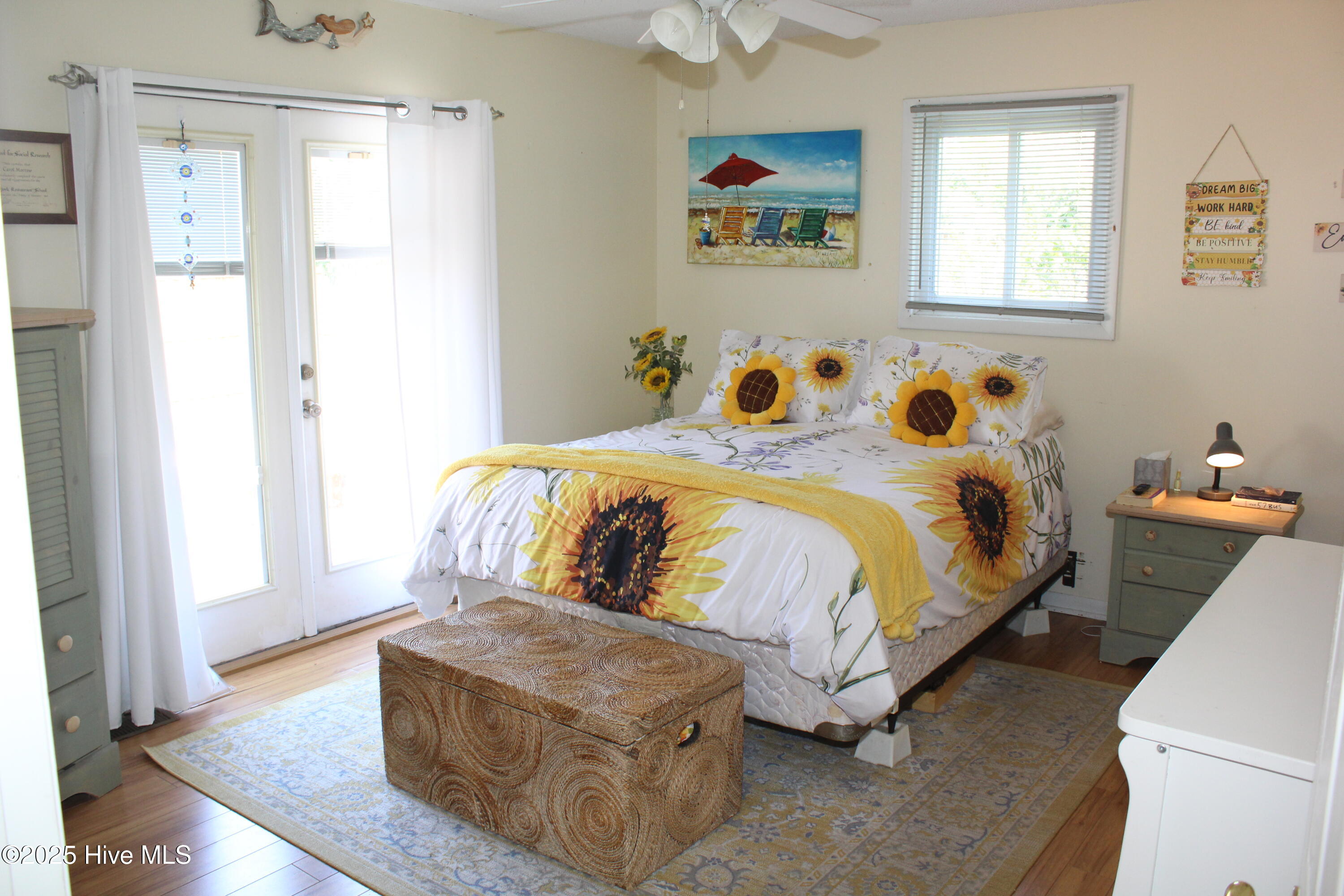 504 Greenville Avenue, Carolina Beach, NC 28428 – photo 15: IMG_9574