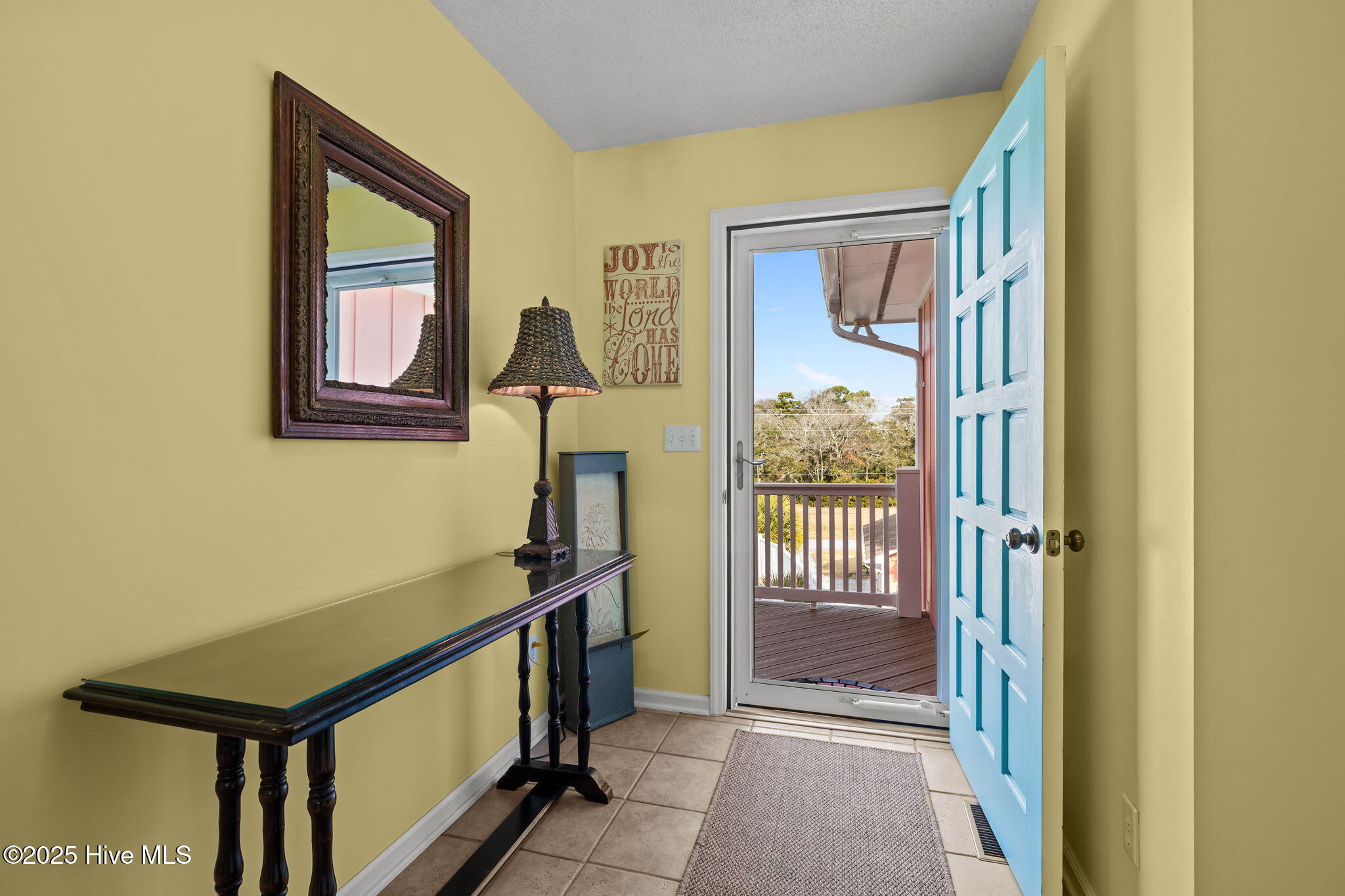 100542627 | Photo 11