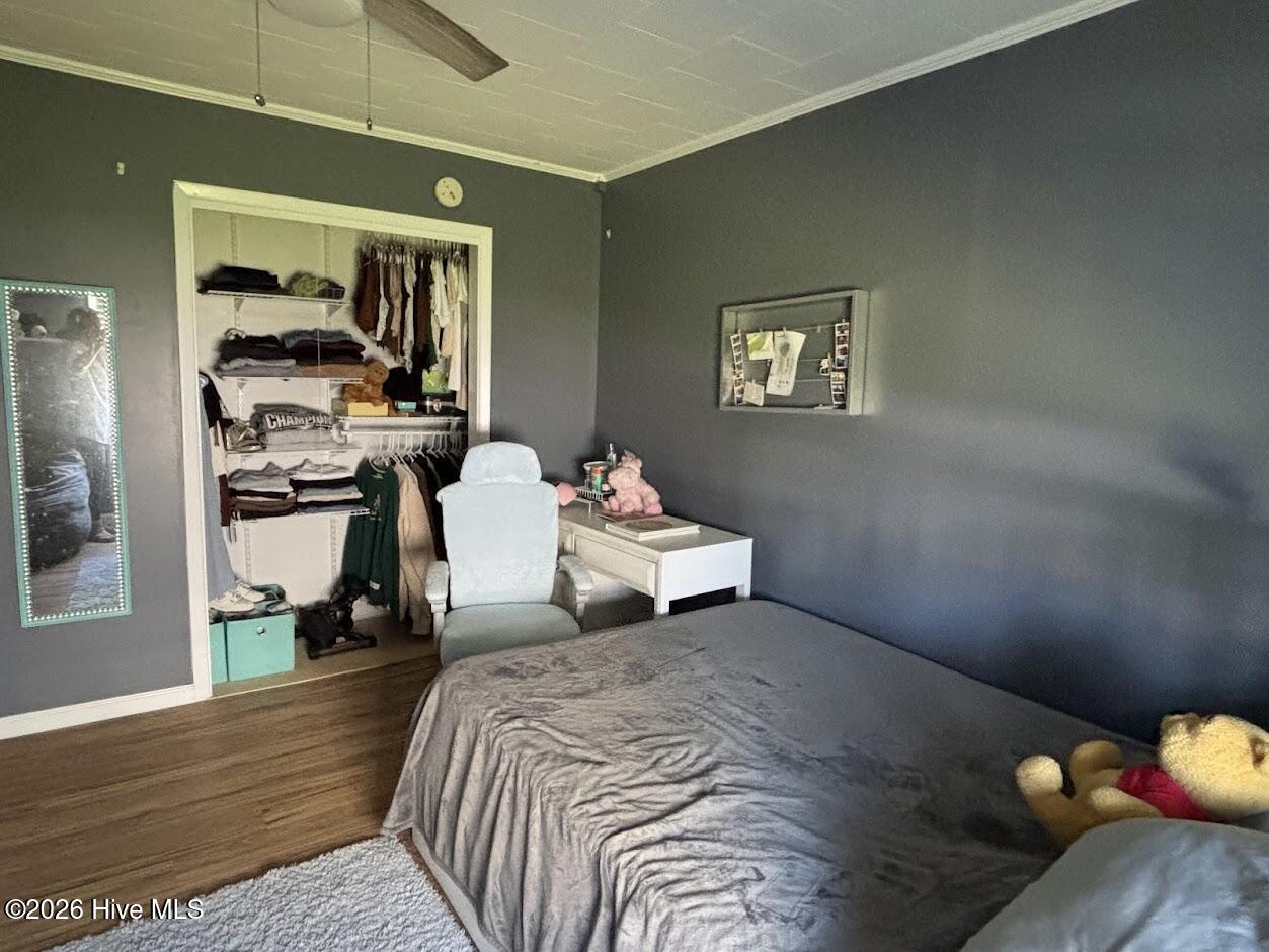 100564772 | Photo 18