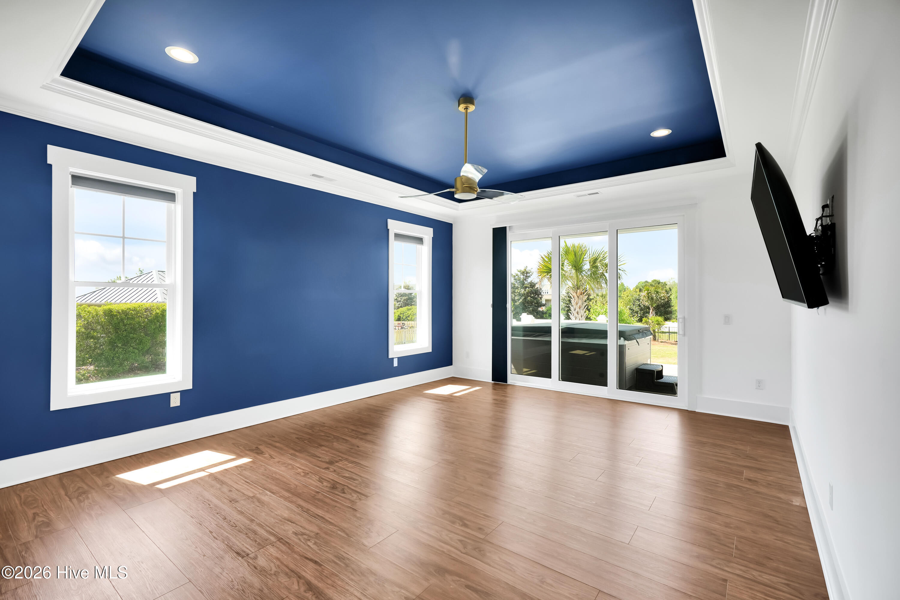 100567914 | Photo 26