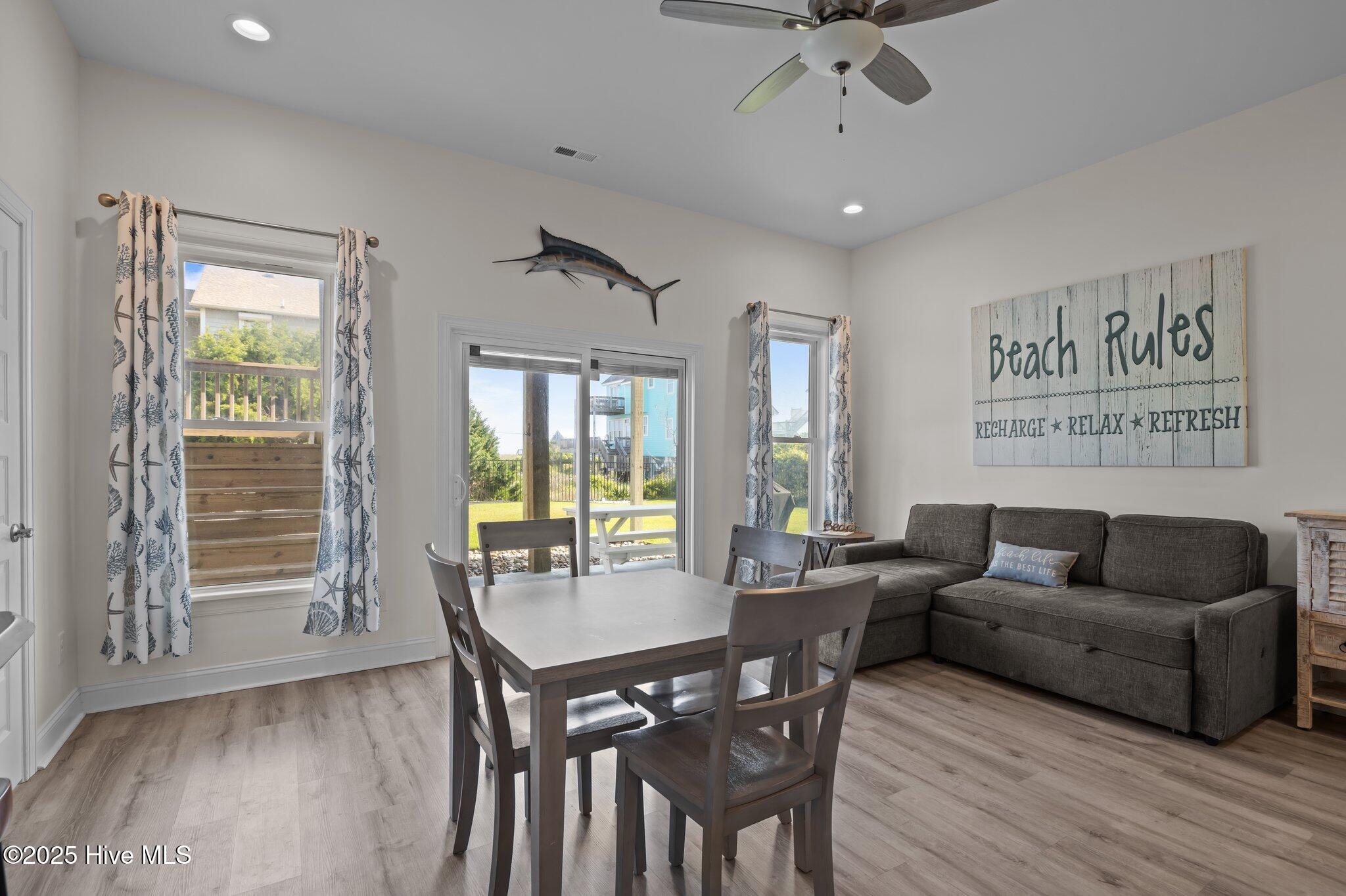 100509194 | Photo 22