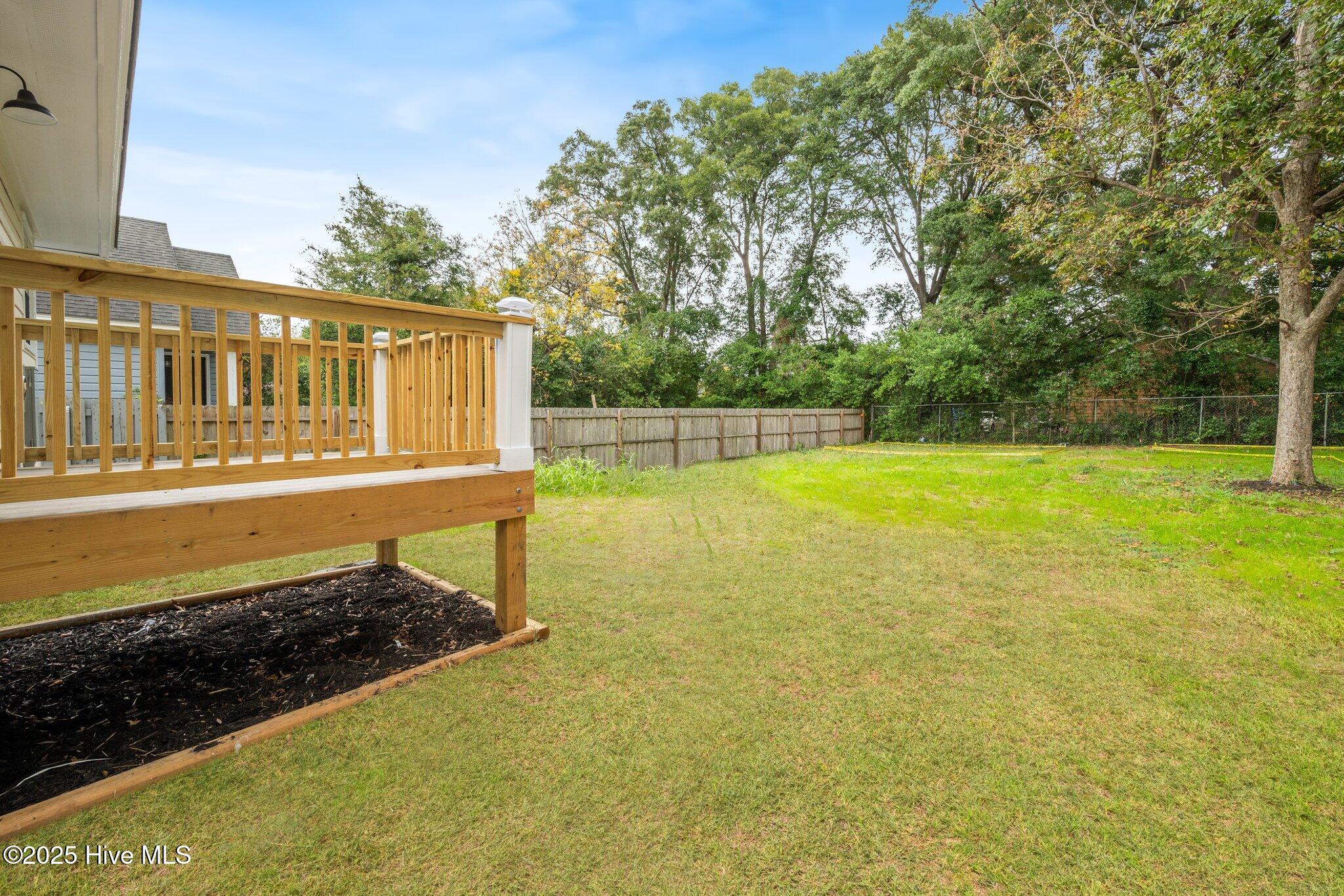 100531691 | Photo 25