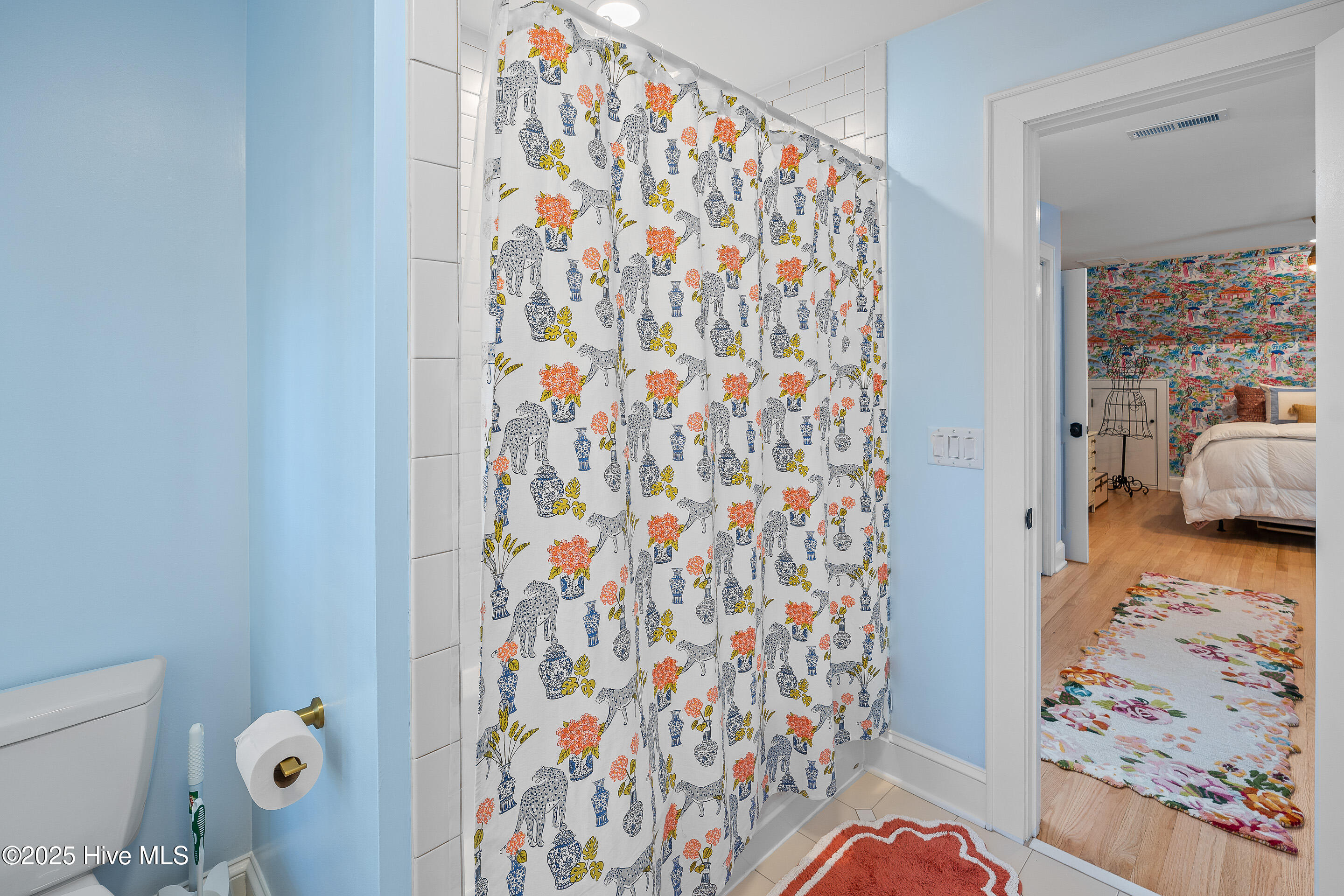 100547922 | Photo 47