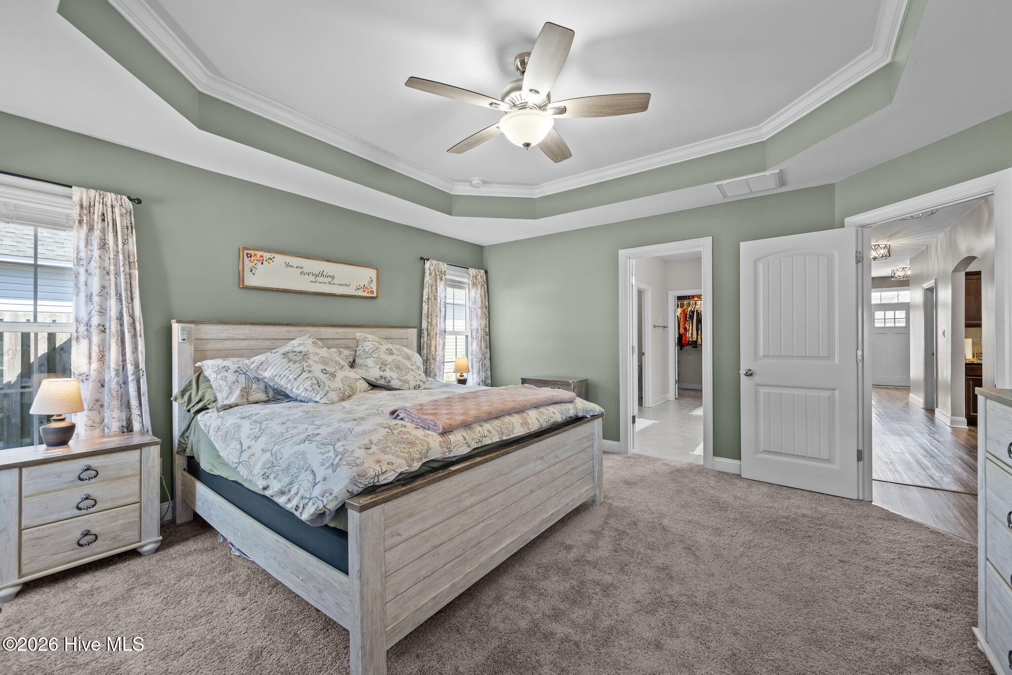 100557396 | Photo 18