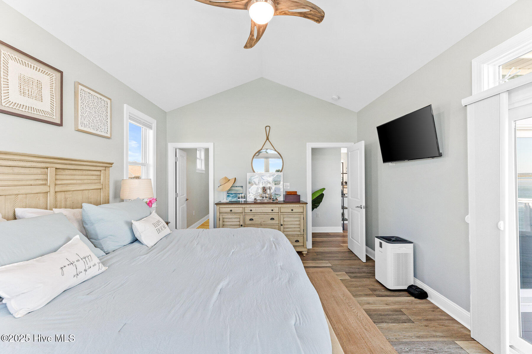 100538043 | Photo 20