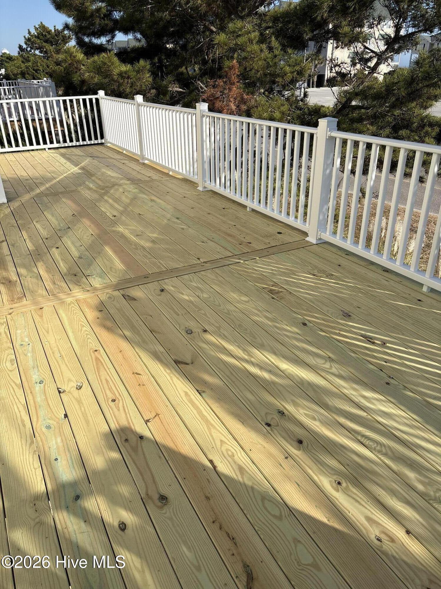 100529458 | Photo 34