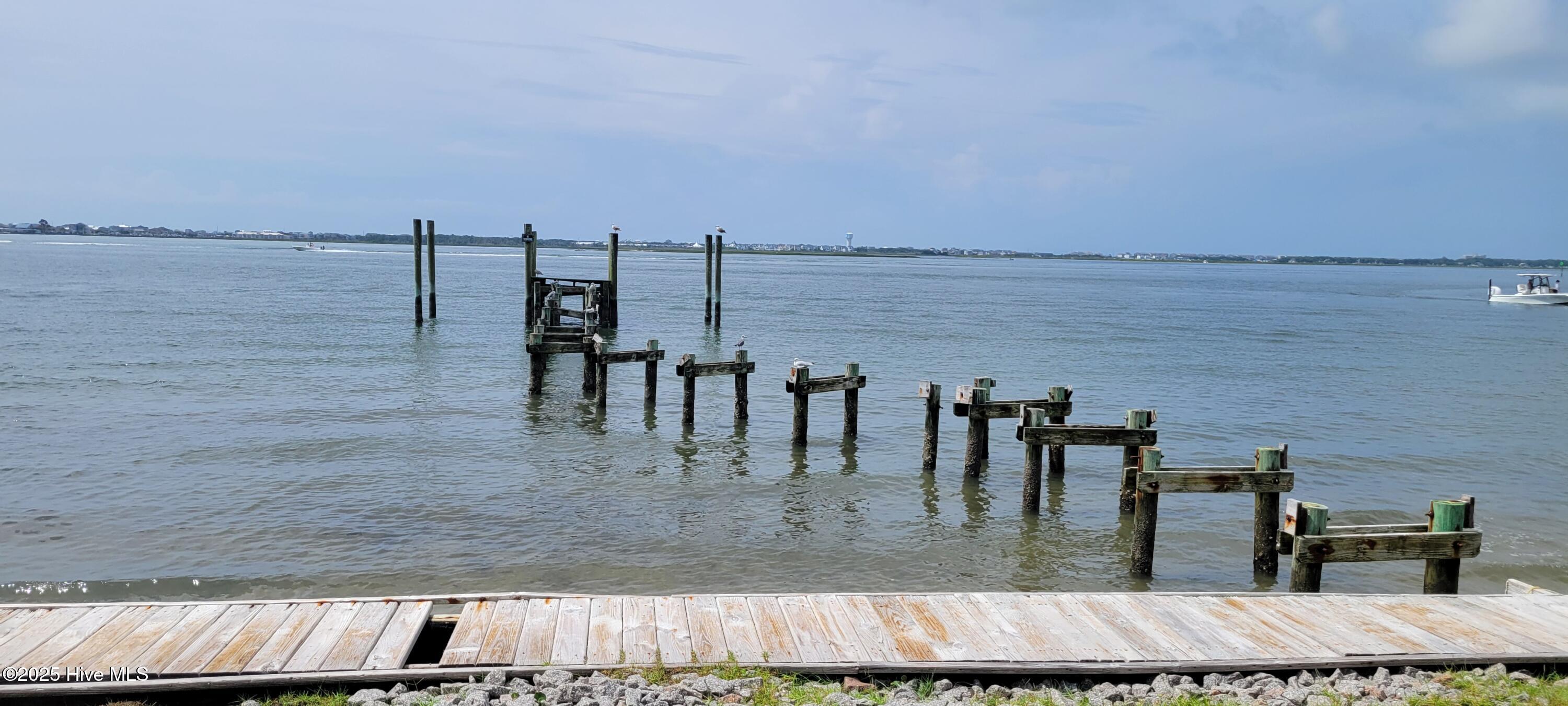 202 S 34th Street,Morehead City