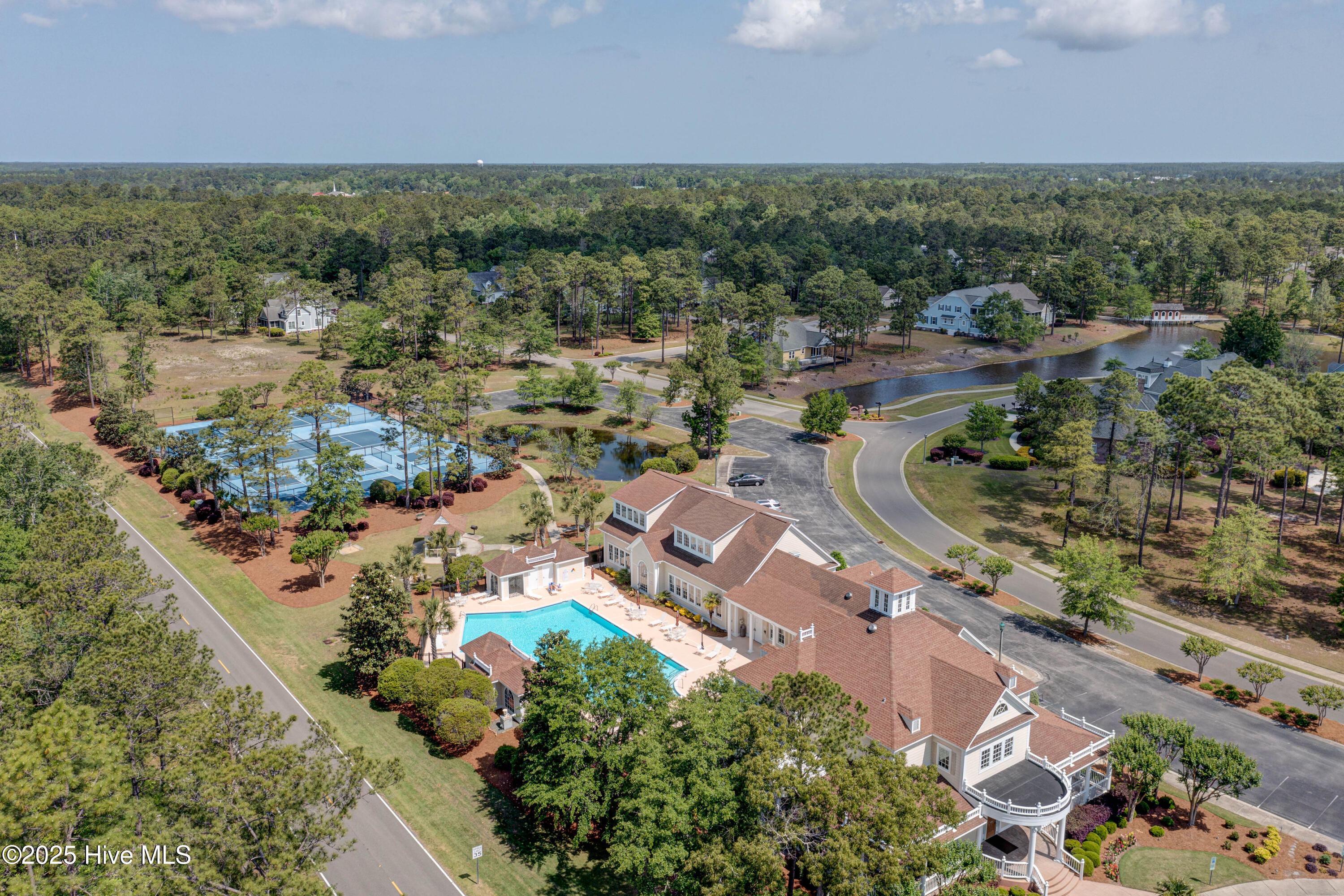 100547497 | Photo 51