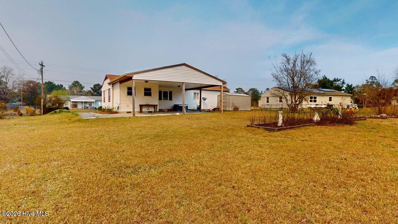 100563737 | Photo 21