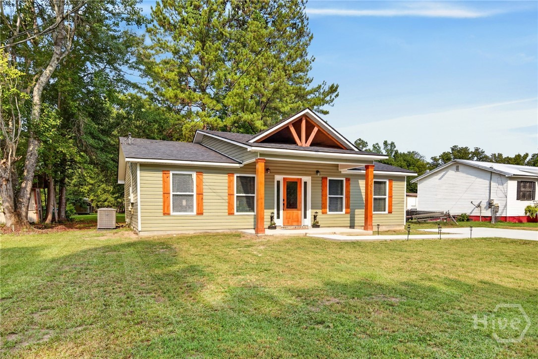 Photo 3 of Single family home for sale at 903 Poplar St, Guyton, GA 31312 | MLS# SA361277 | Listing updated on 2026-09-17
