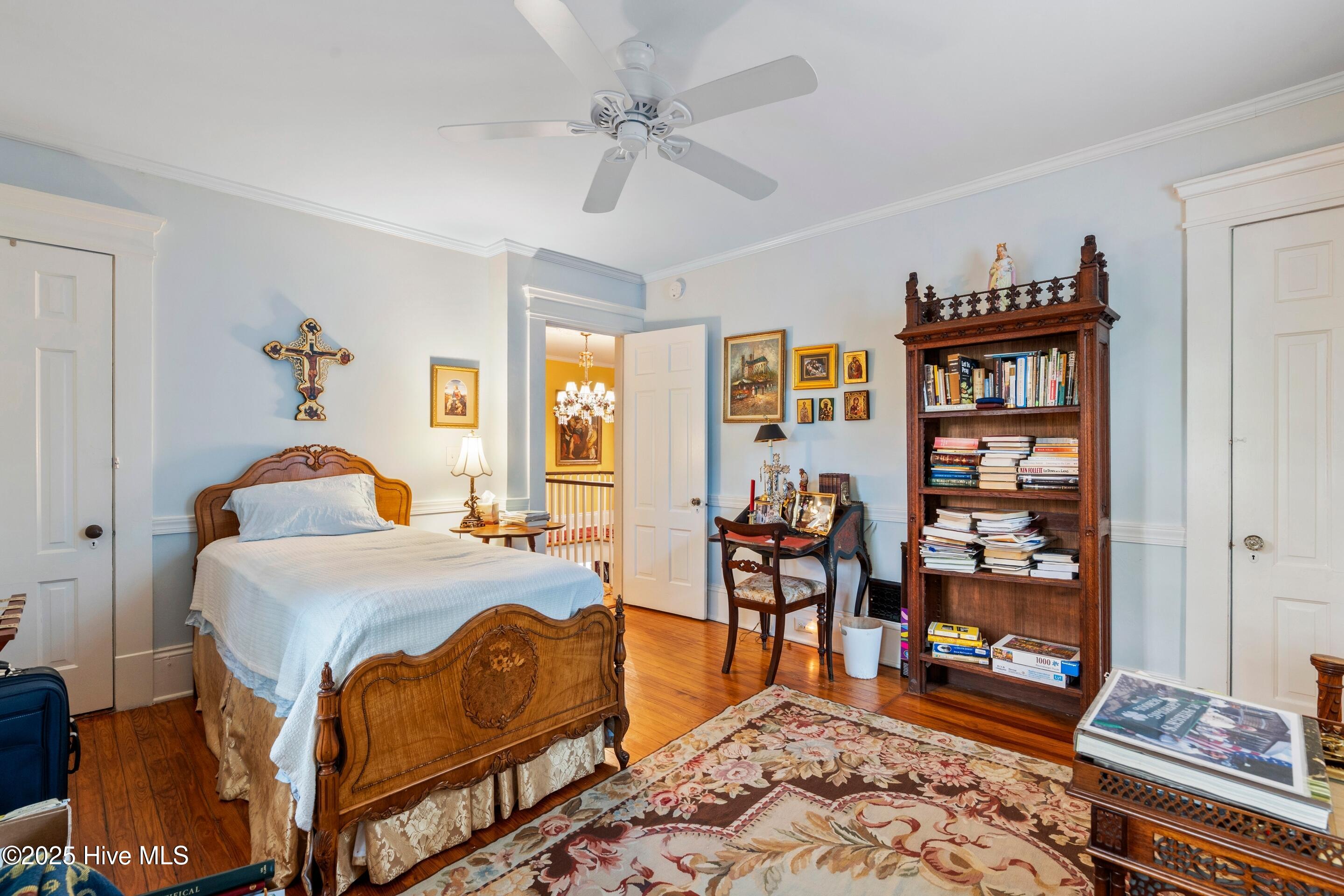 100553658 | Photo 37