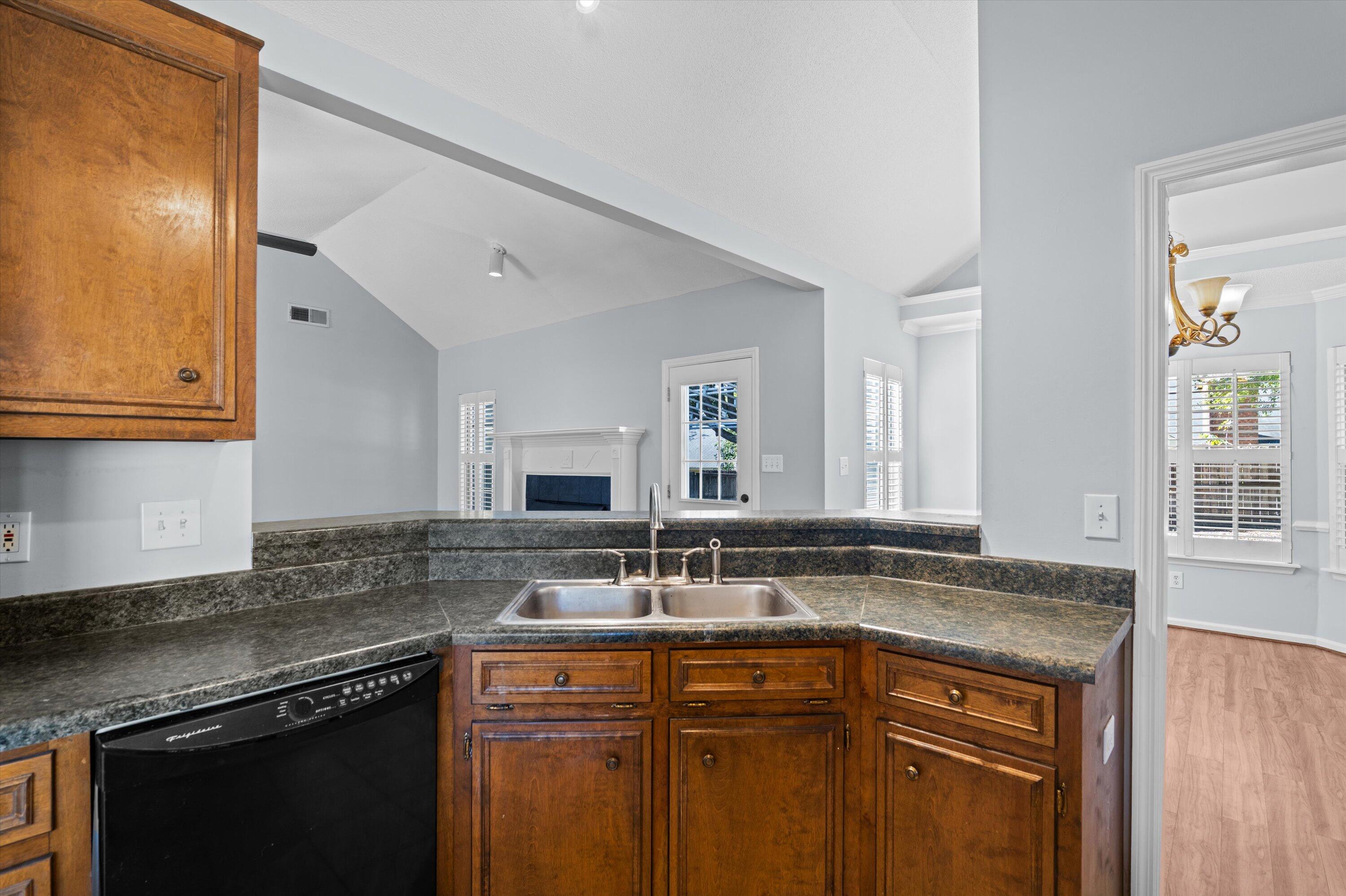 604 Barberry-EvansRealEstateGroup12