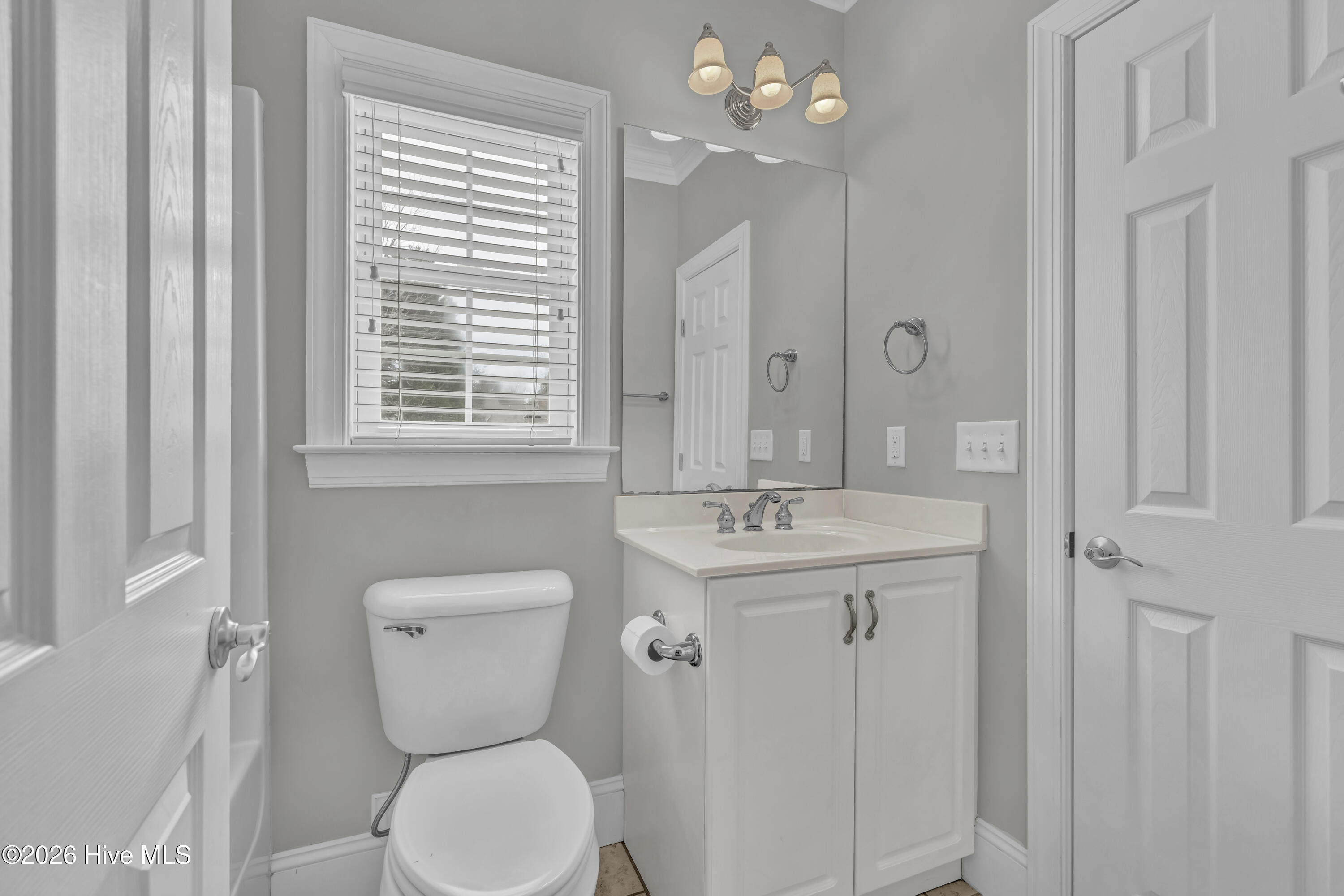 100555649 | Photo 14