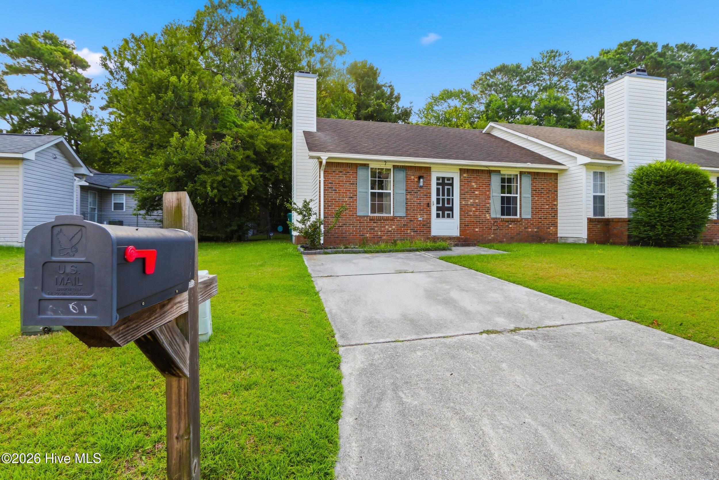 103 Glenside Court,Midway Park