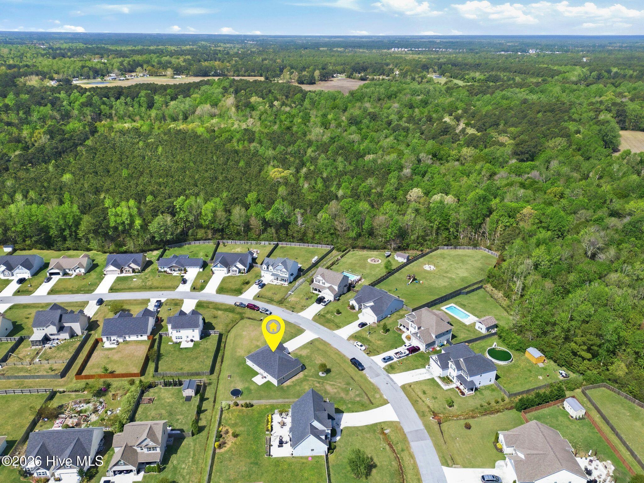 100568951 | Photo 55