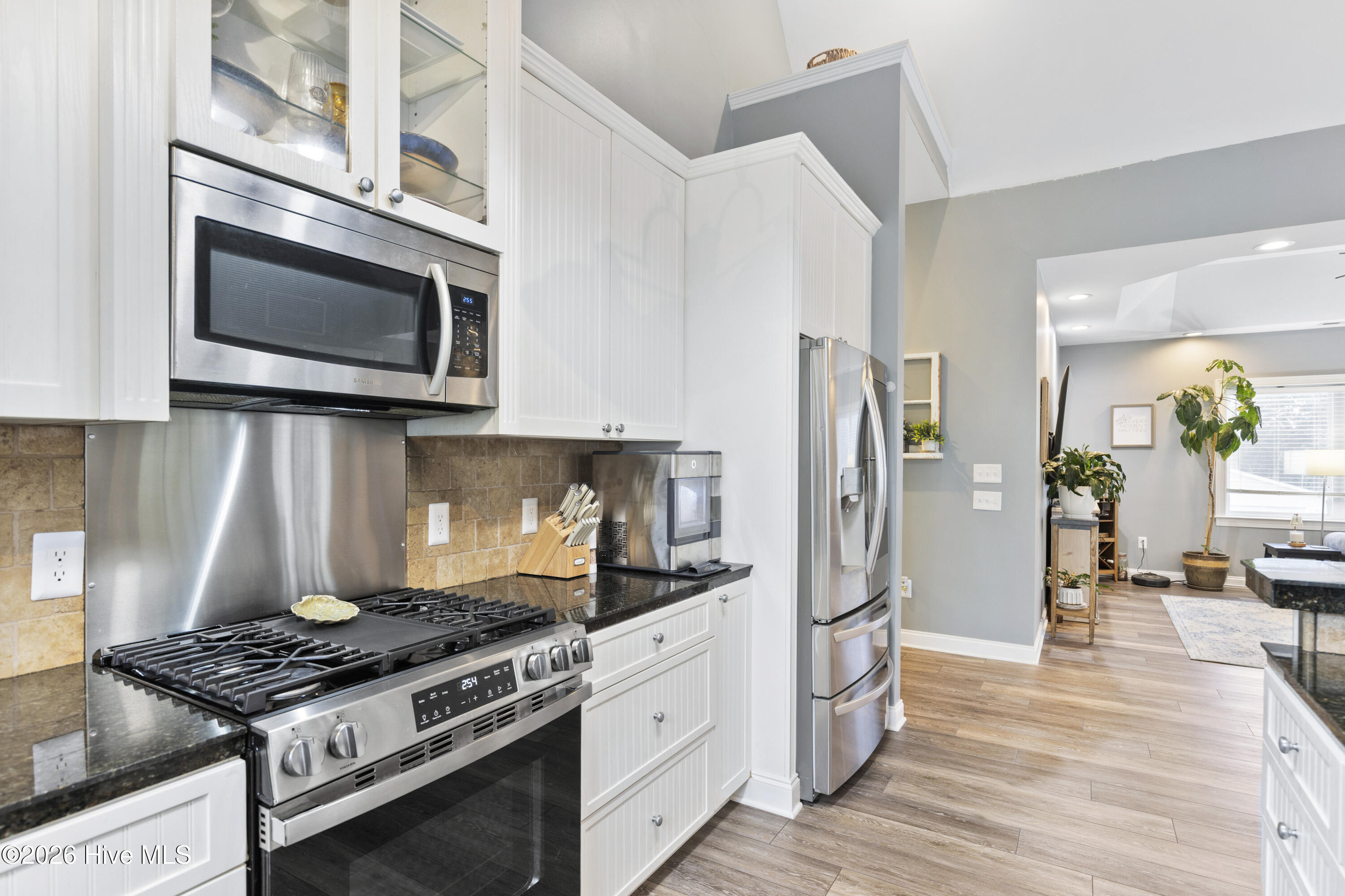 100551822 | Photo 17