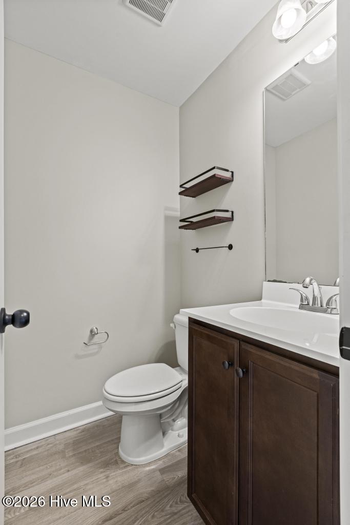 100566297 | Photo 14