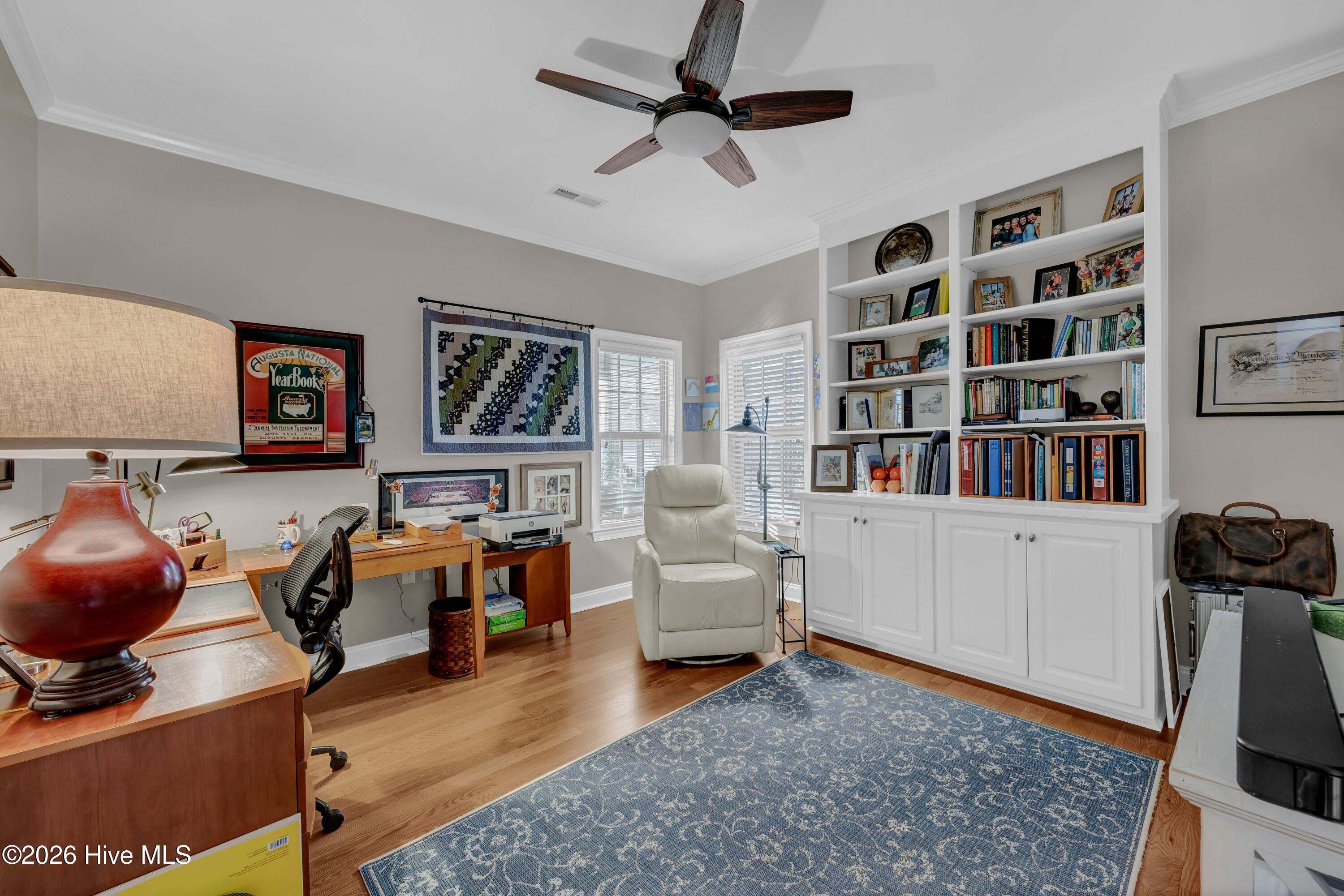 100550306 | Photo 17