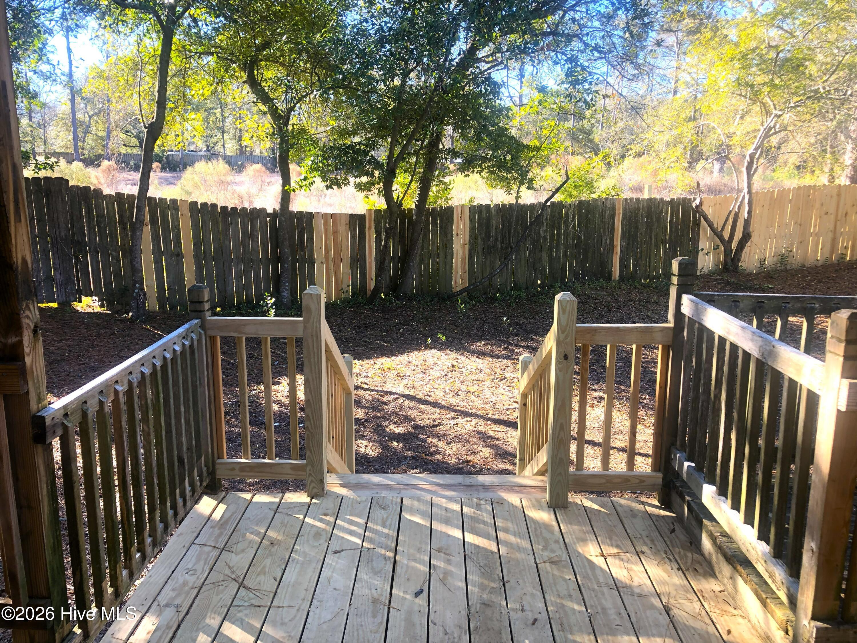 100549339 | Photo 31