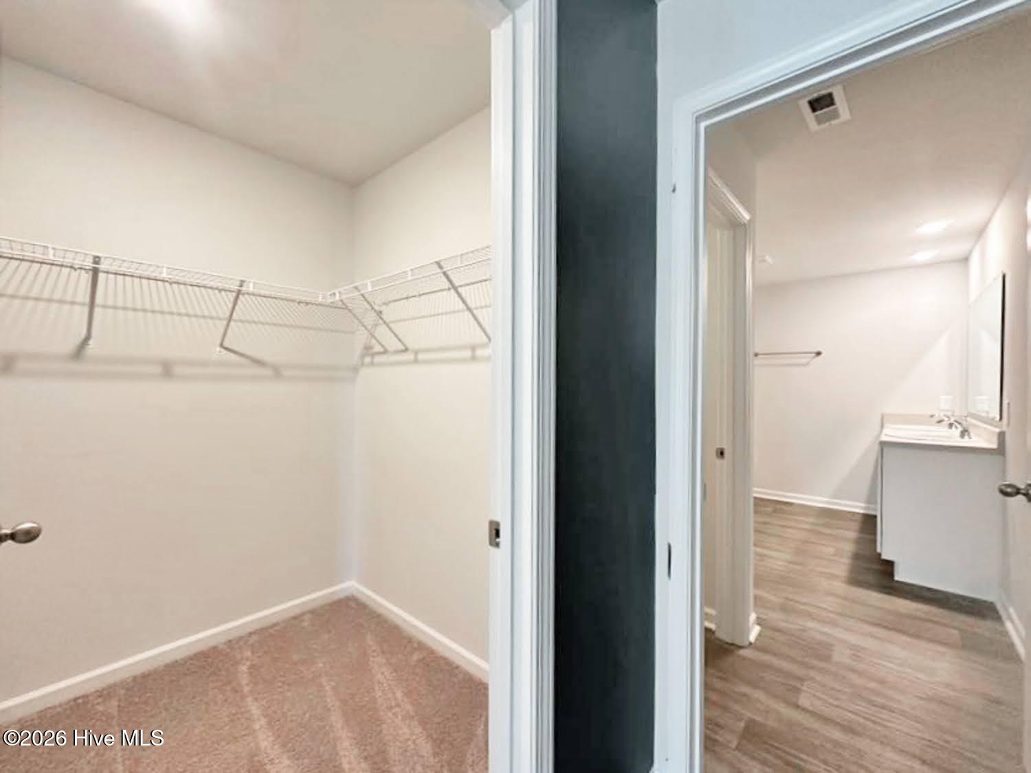 100552647 | Photo 20