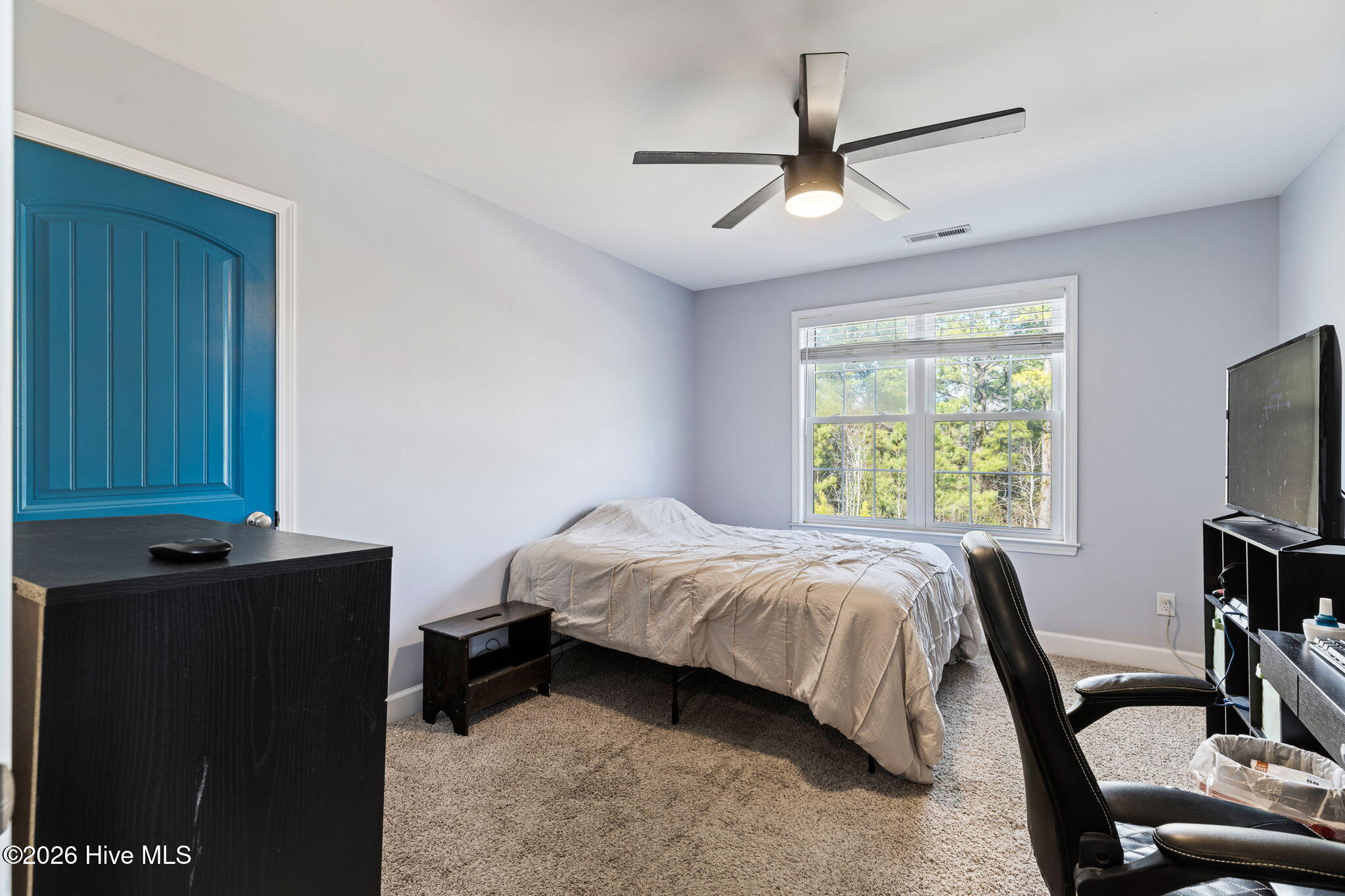 100550782 | Photo 40