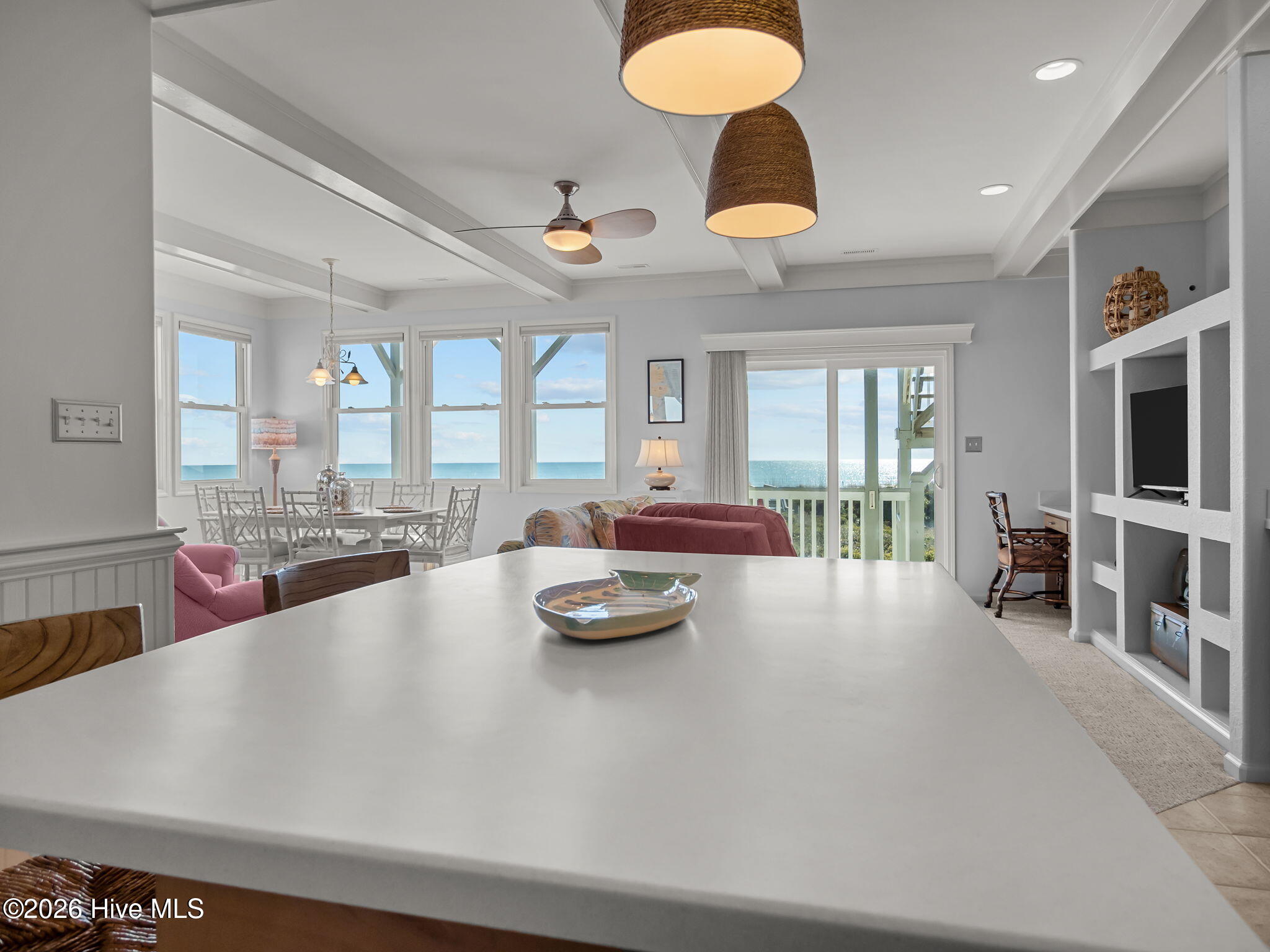 100552936 | Photo 23