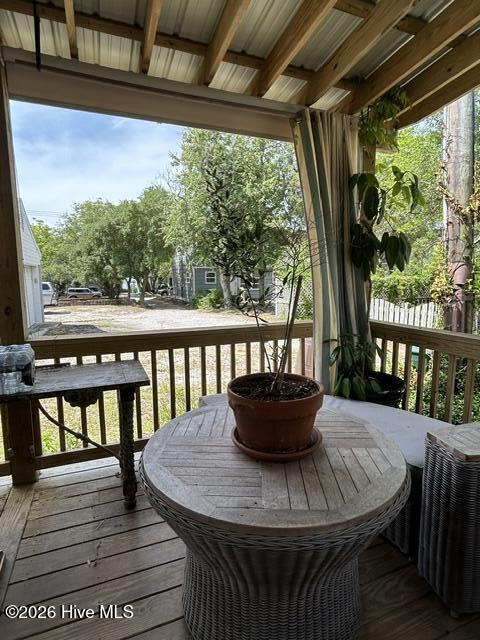 2401 Arendell 