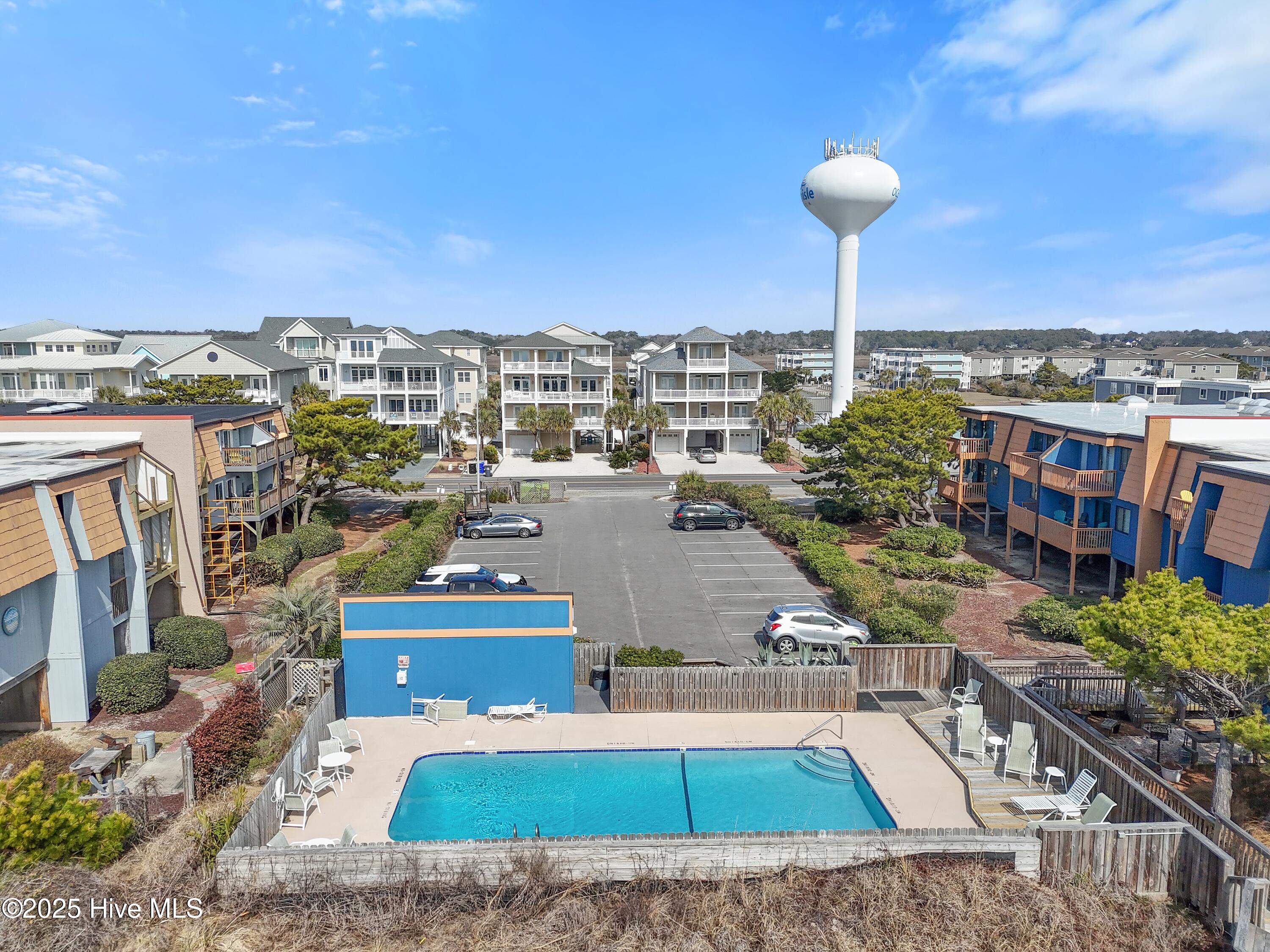 100492012 | Photo 33