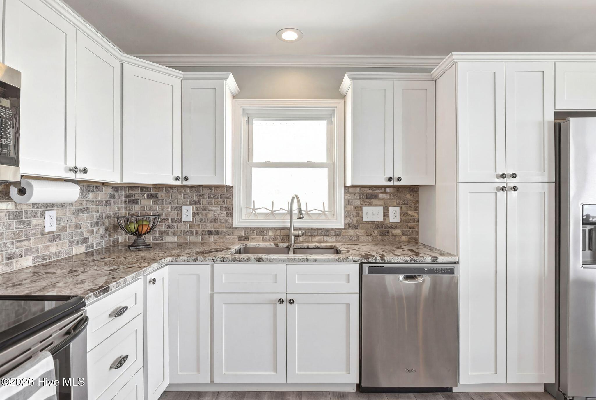 100539934 | Photo 17