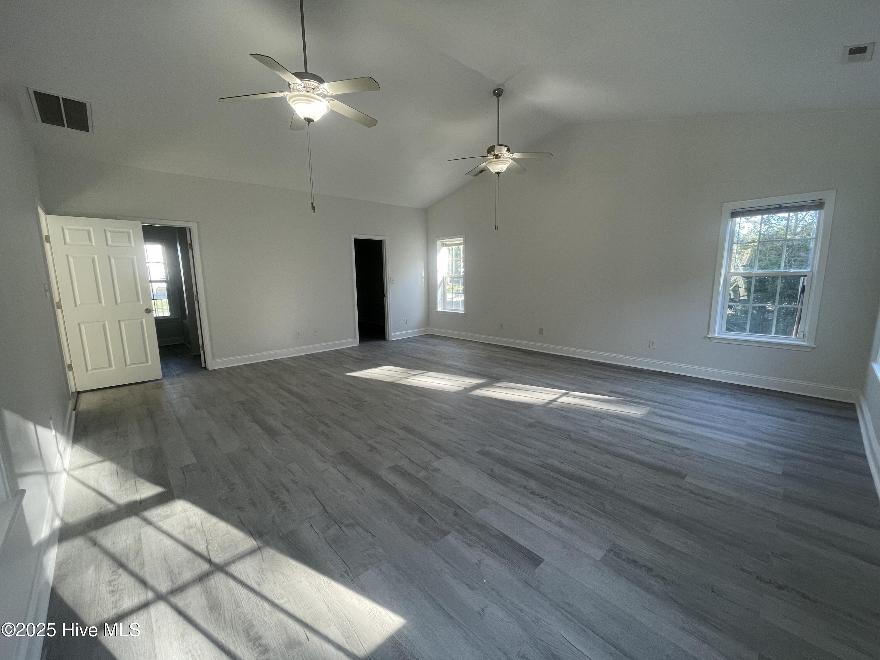 100536848 | Photo 20