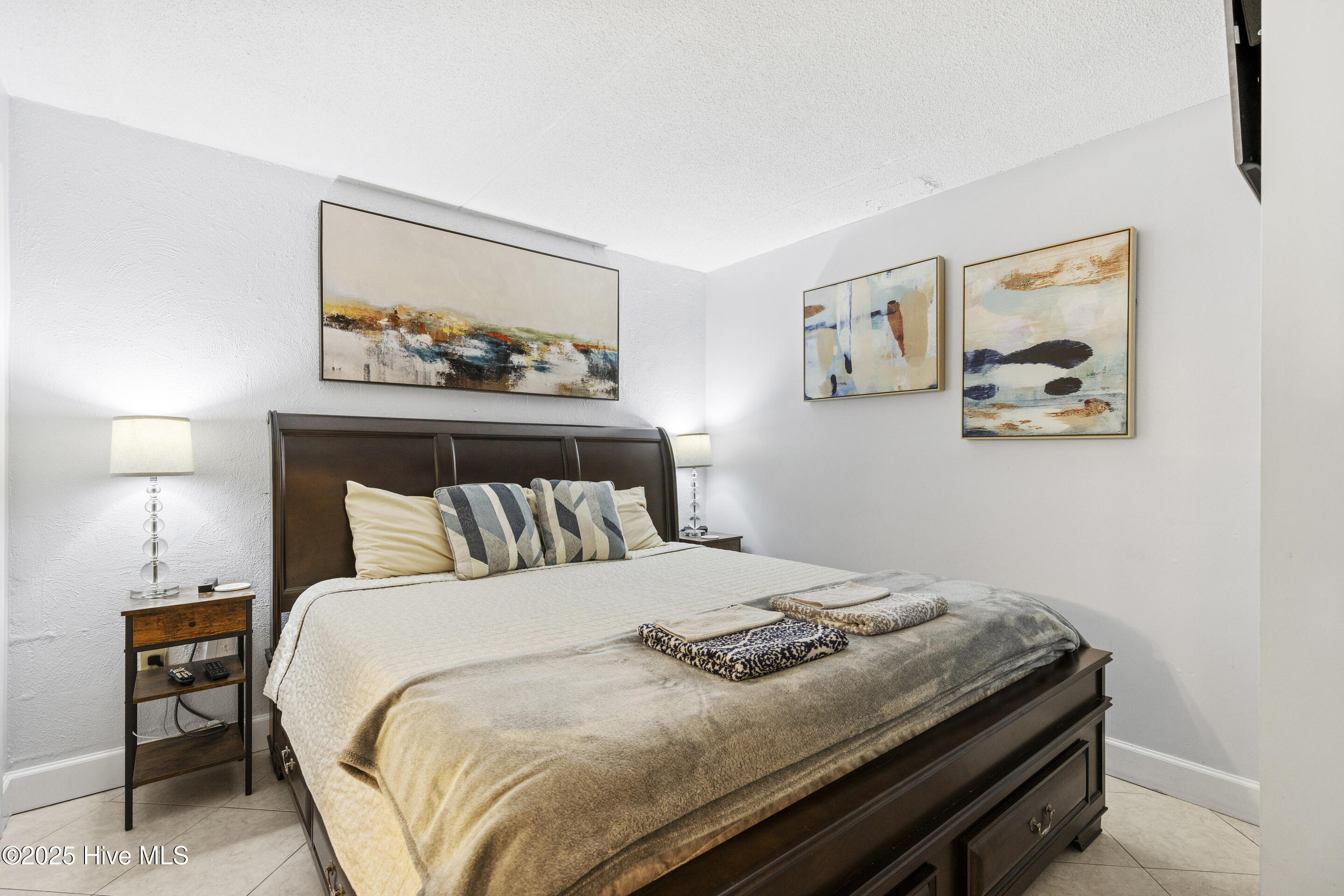 222 N Carolina Beach Avenue N Unit 102, Carolina Beach, NC 28428 – photo 16: mls-IMG_5489