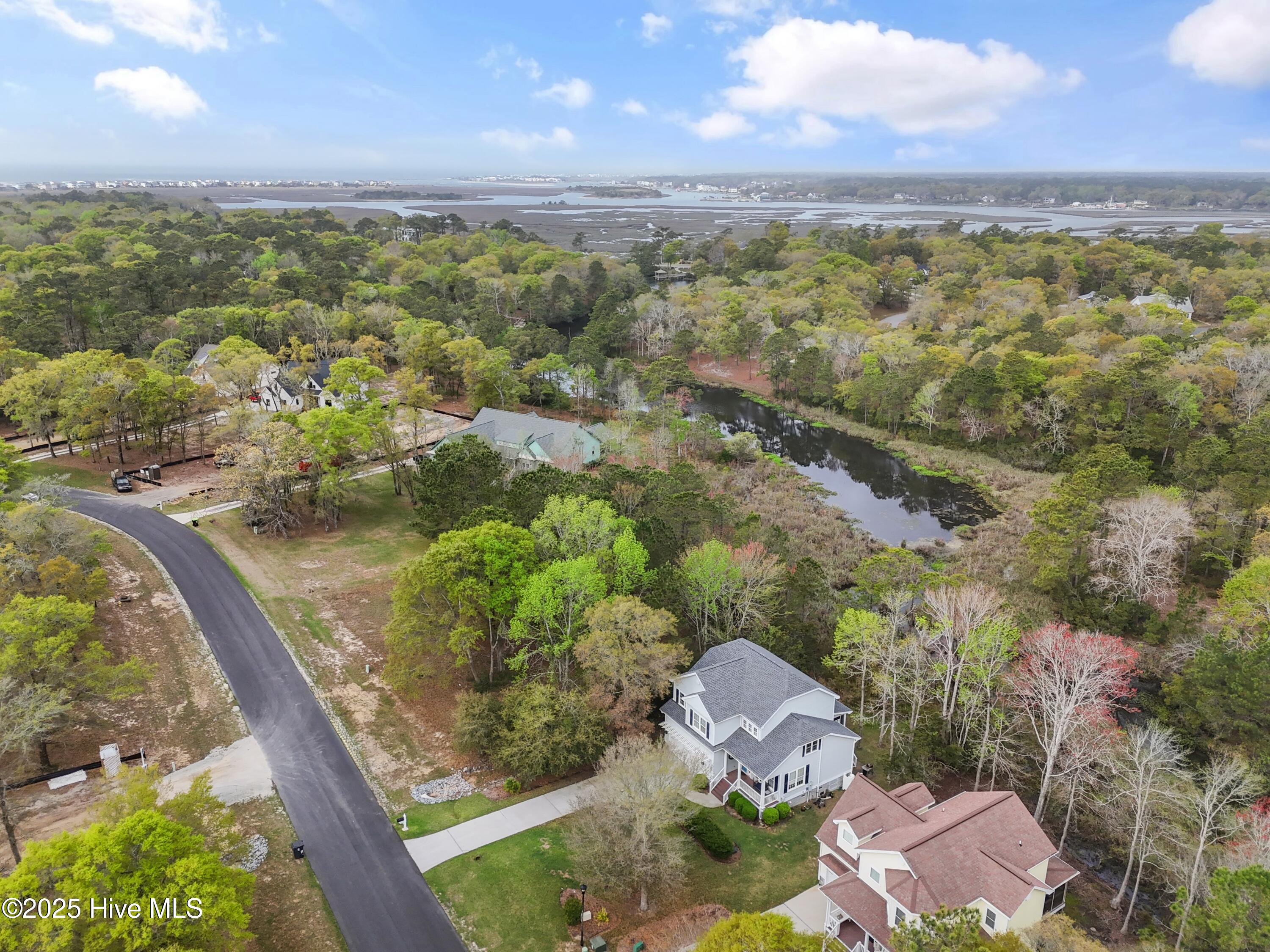 100520830 | Photo 69