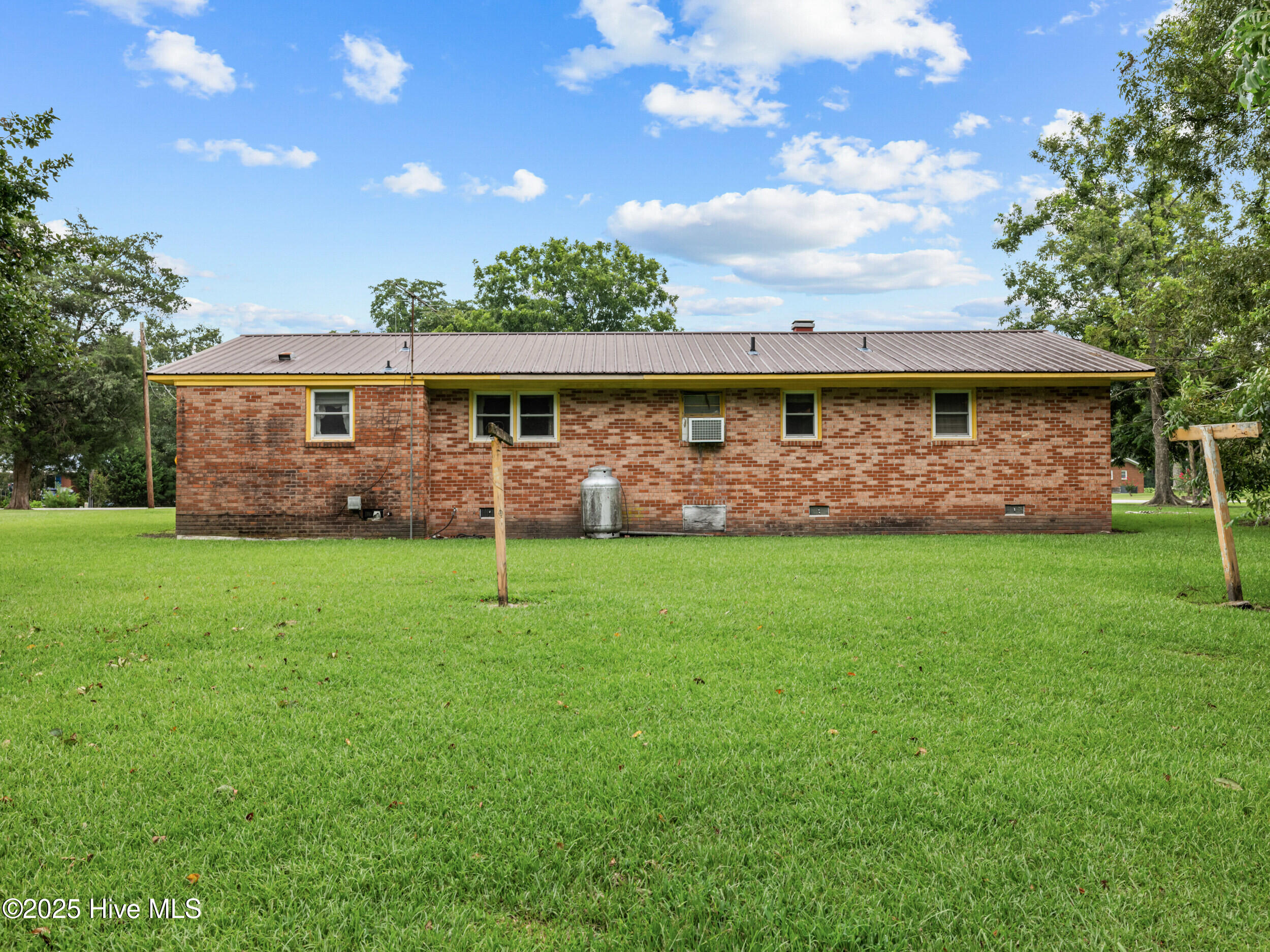 100524273 | Photo 34