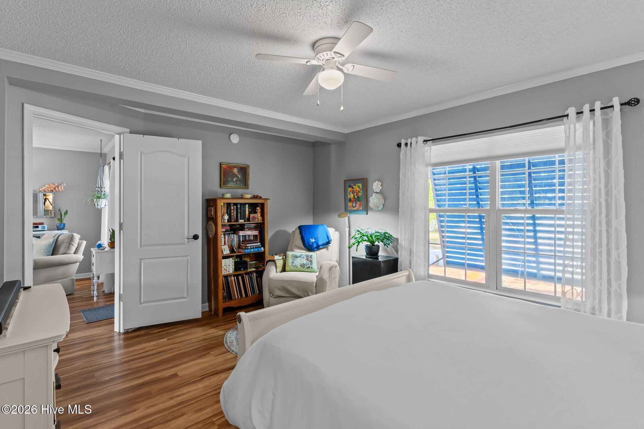 100559480 | Photo 21