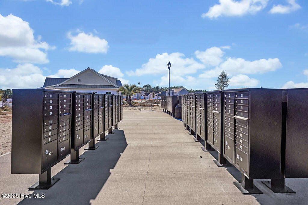 100560414 | Photo 27