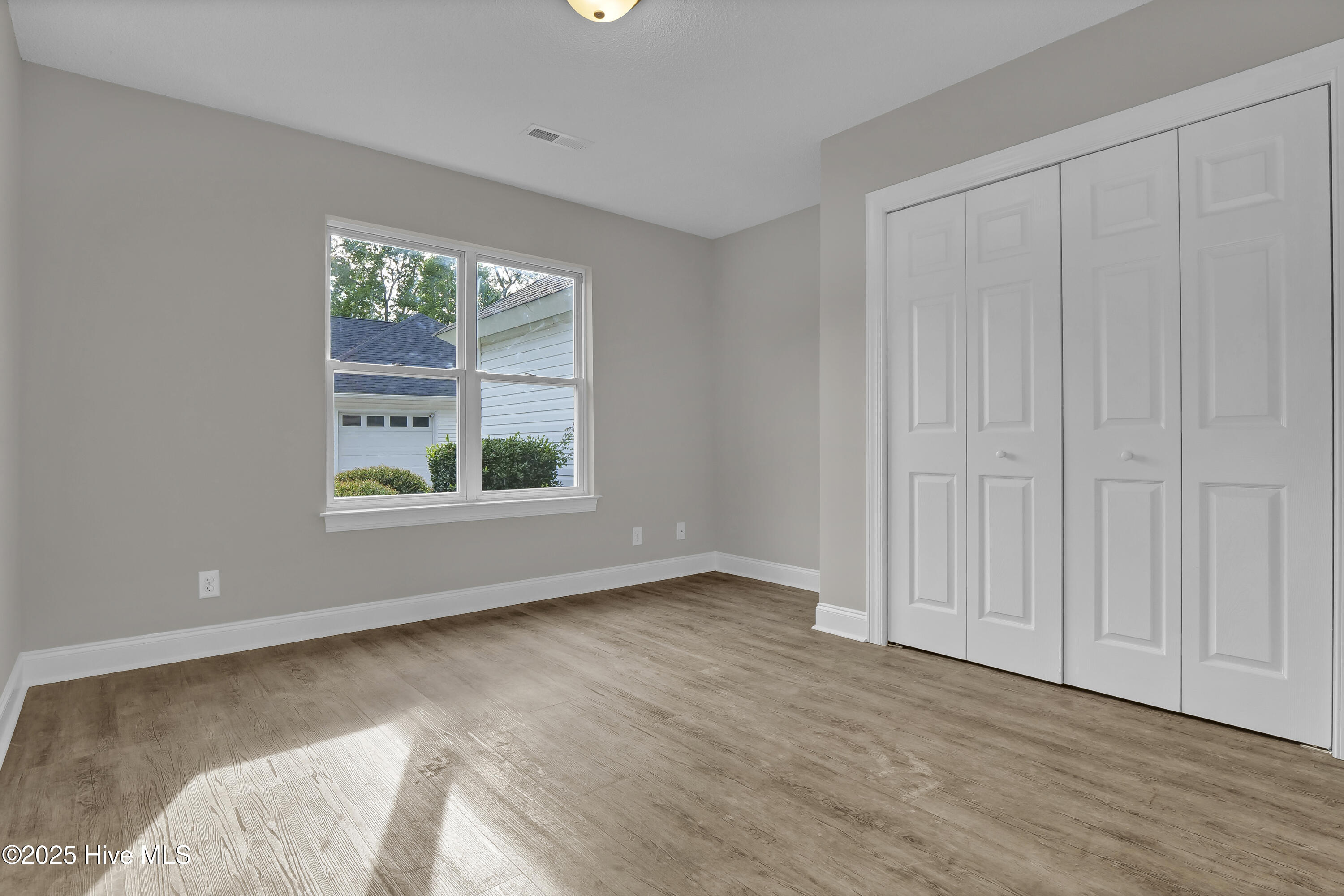 100519530 | Photo 14