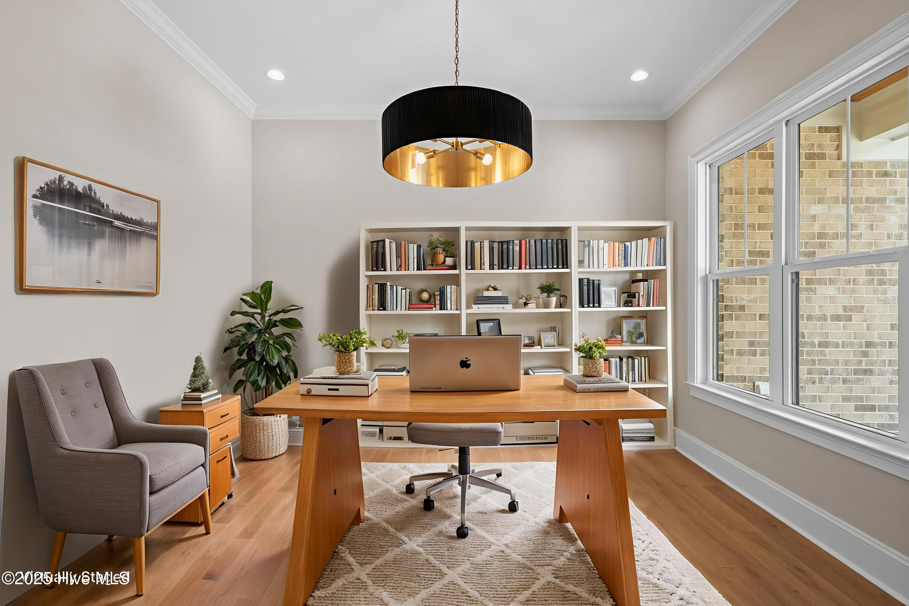 100547406 | Photo 38