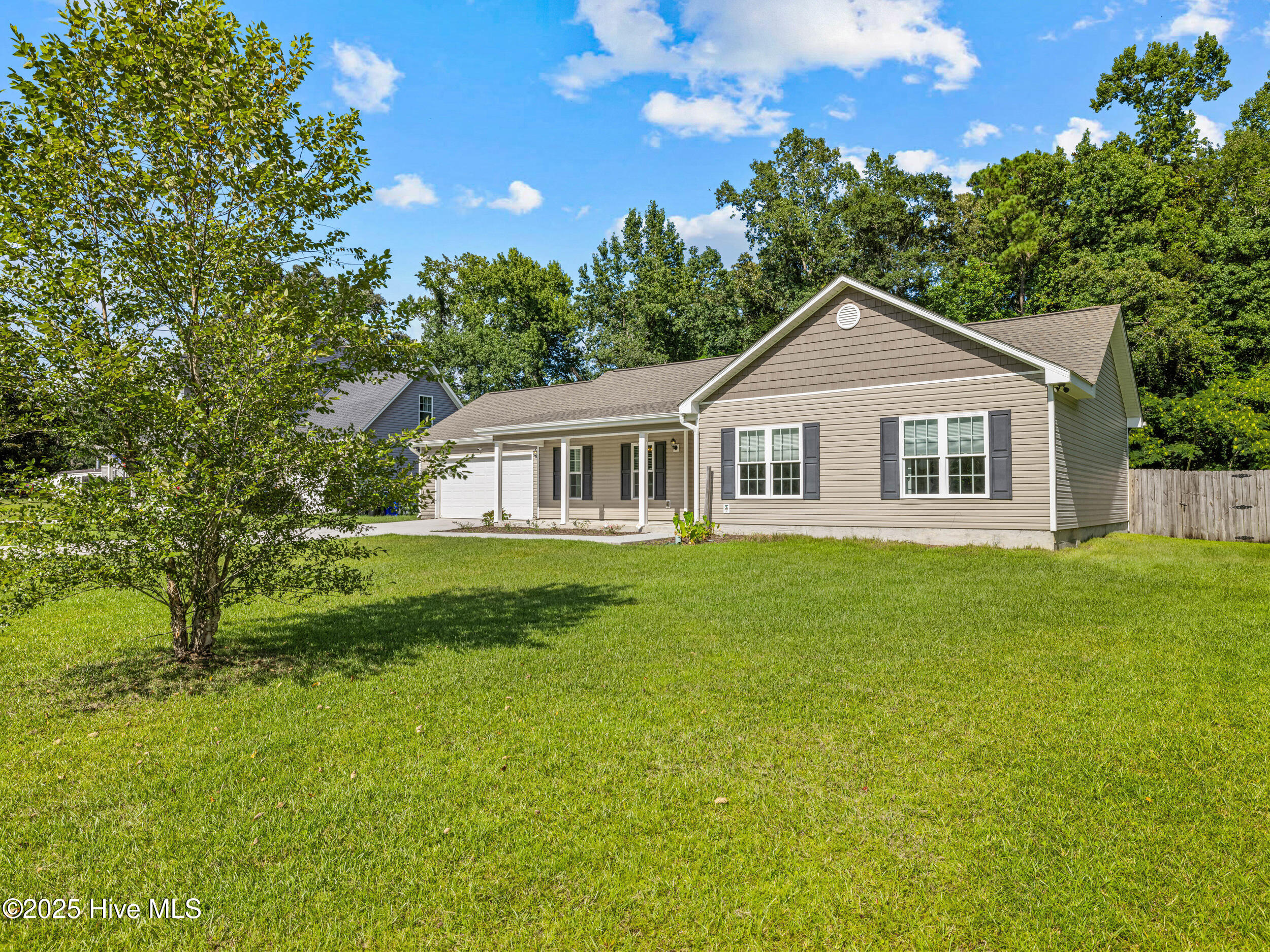 129 Fire Tower Road, Richlands, NC 28574 – photo 3: 025a1362