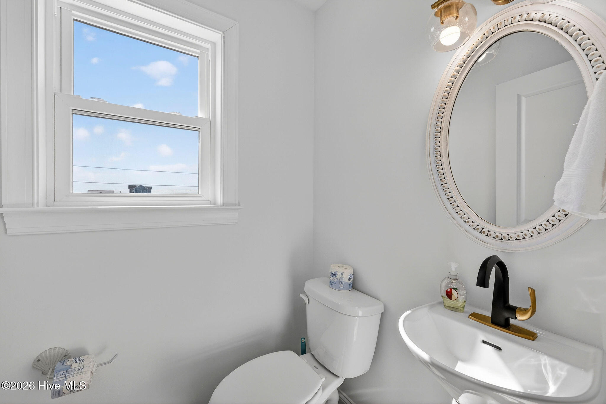 100565541 | Photo 21