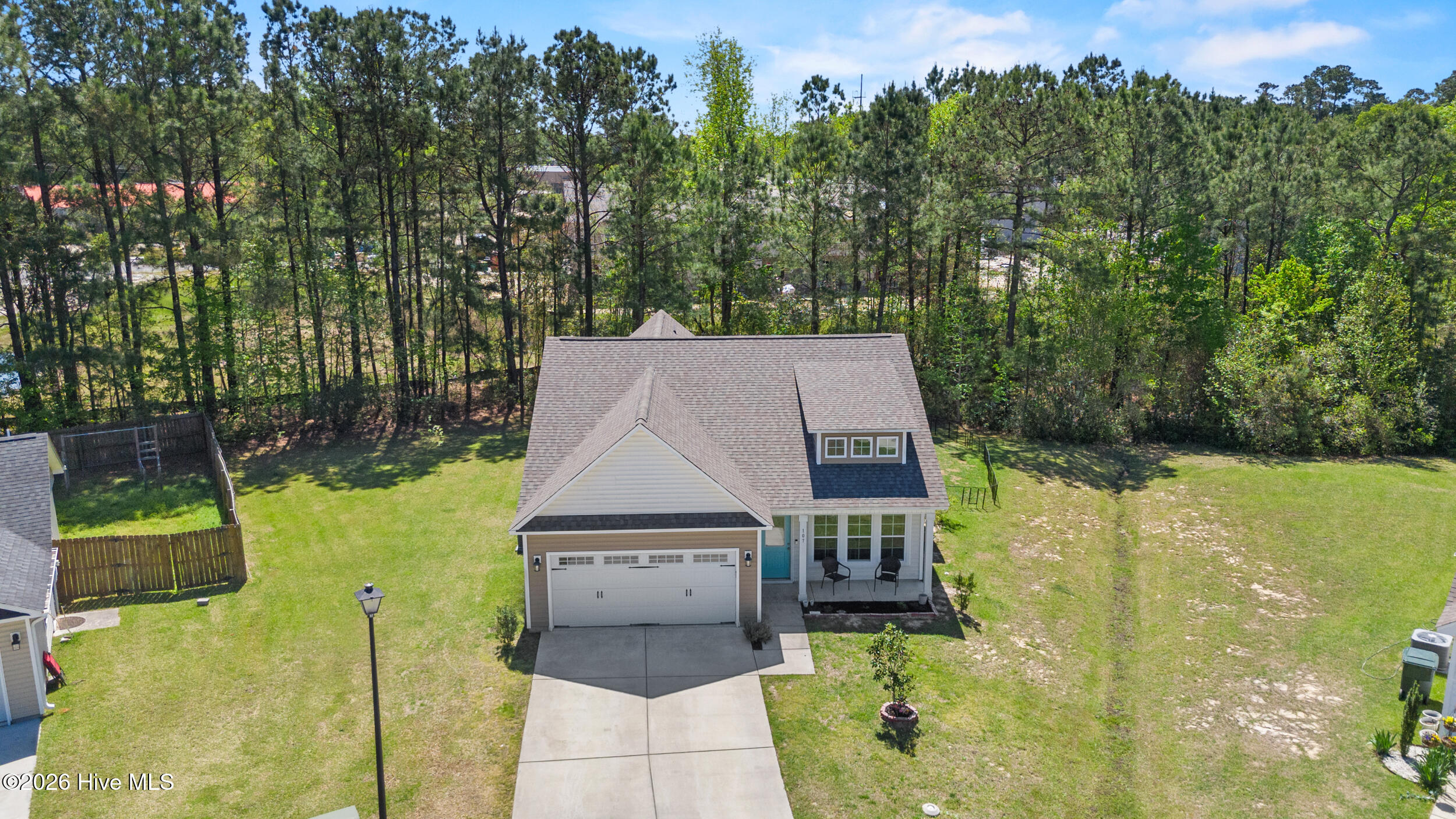 100566658 | Photo 37