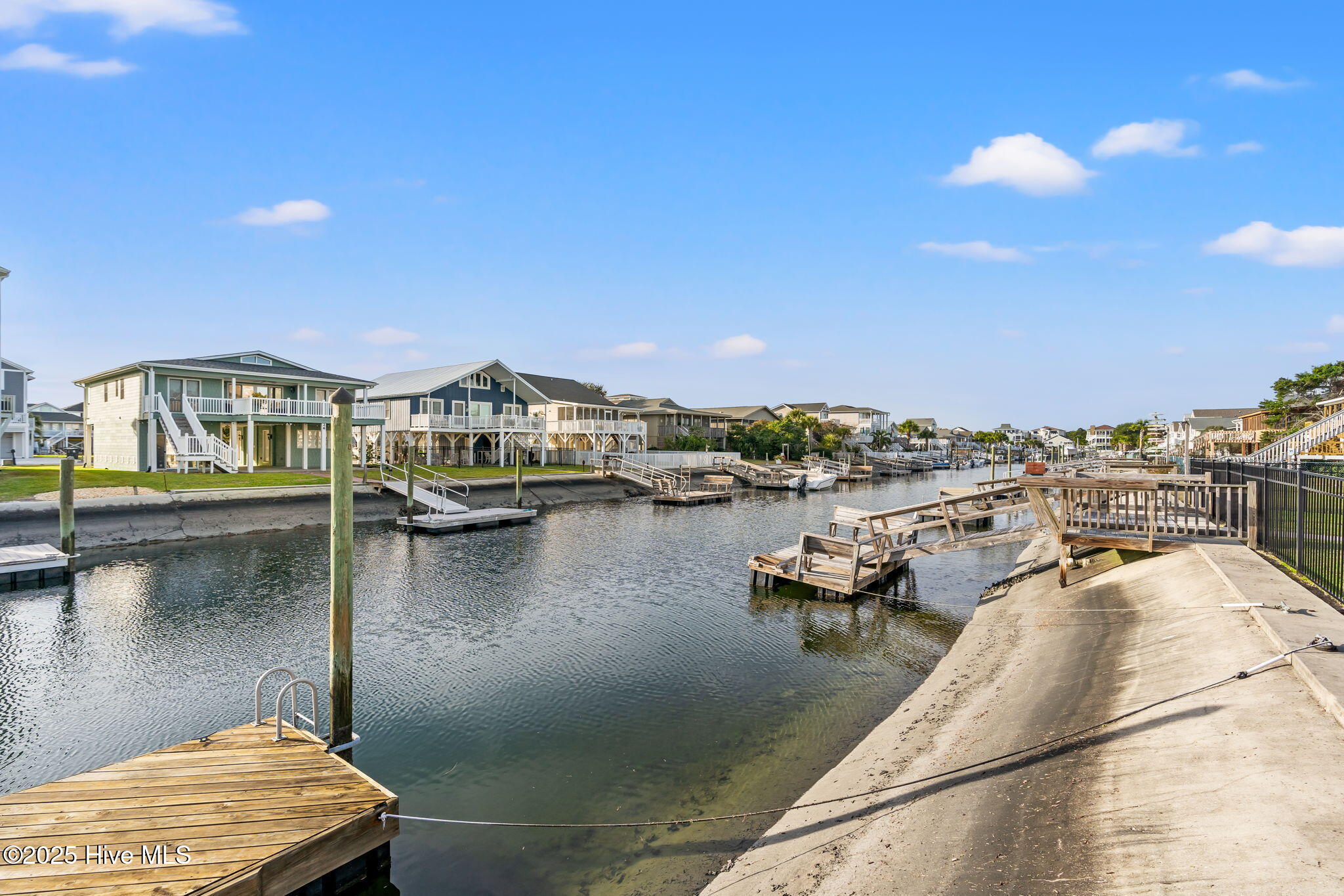 100542340 | Photo 37