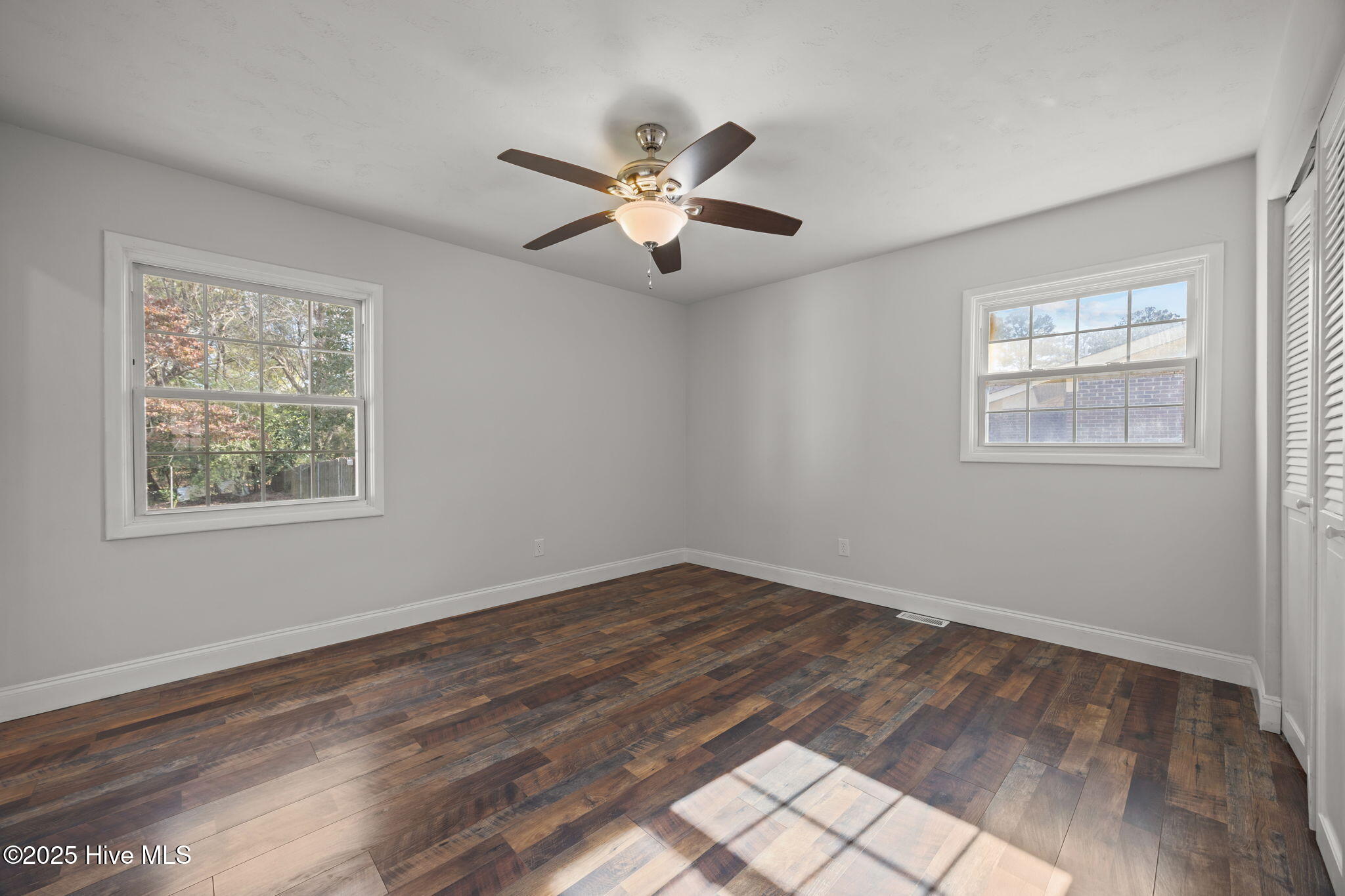 100544874 | Photo 13