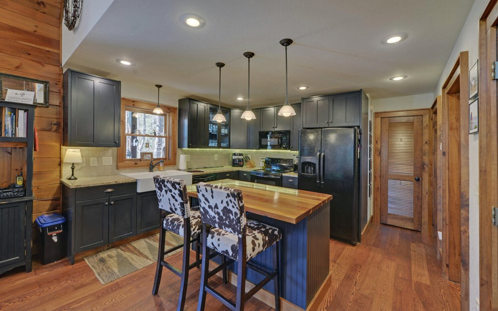 483 Vineyard Creek Way, Murphy, NC 28906 Listing Photo  7