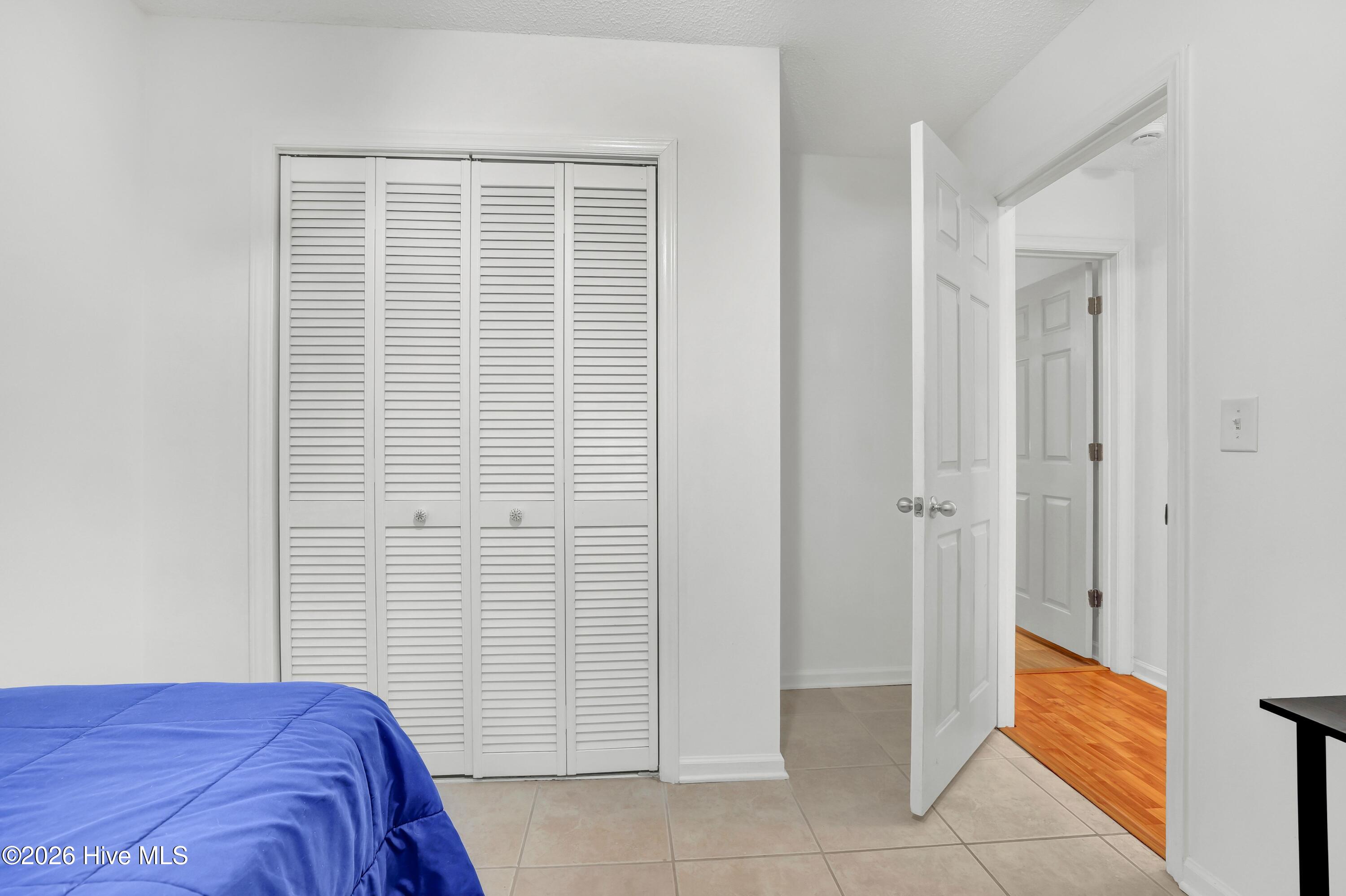 100562291 | Photo 18