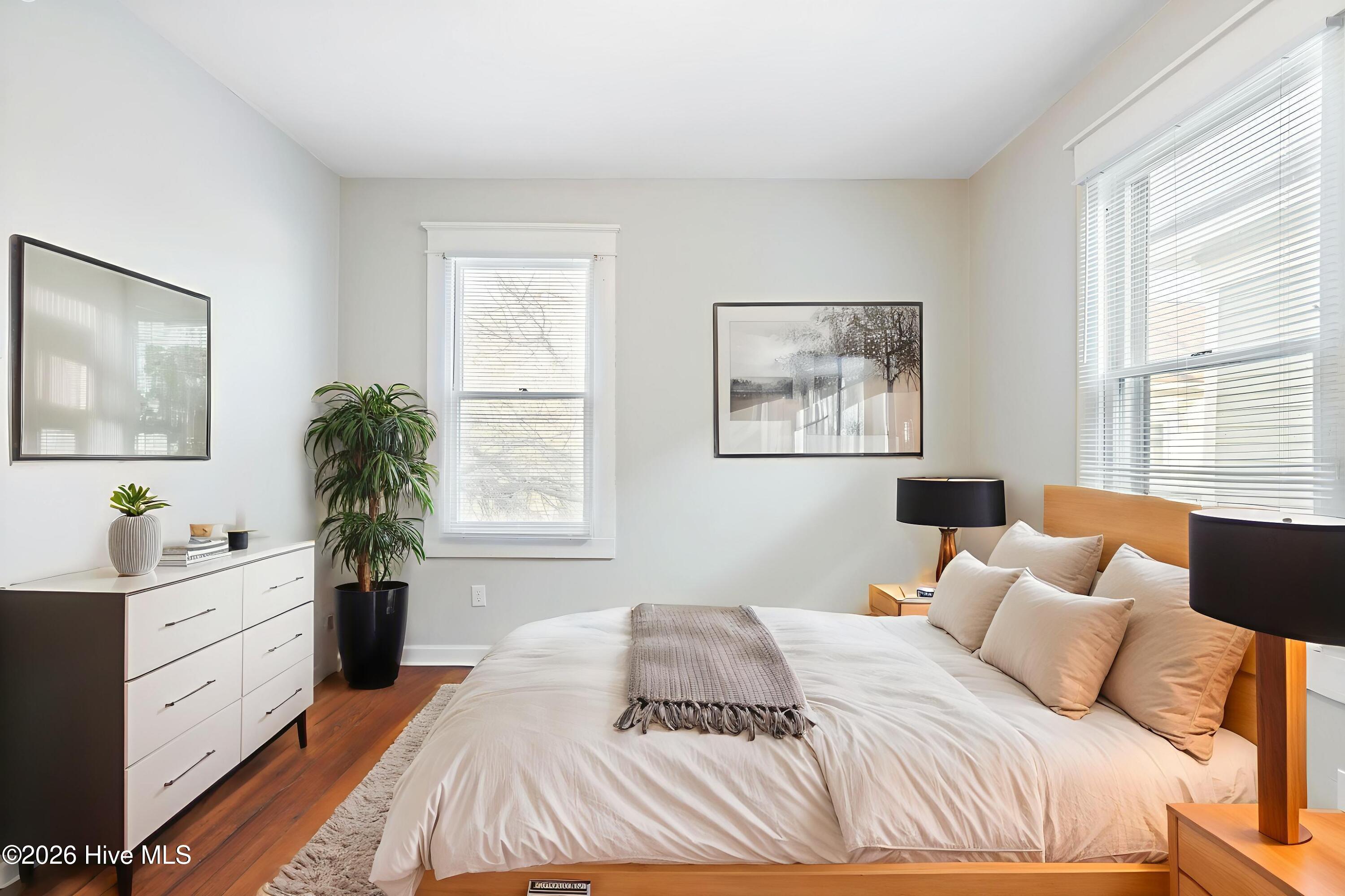 100549514 | Photo 22