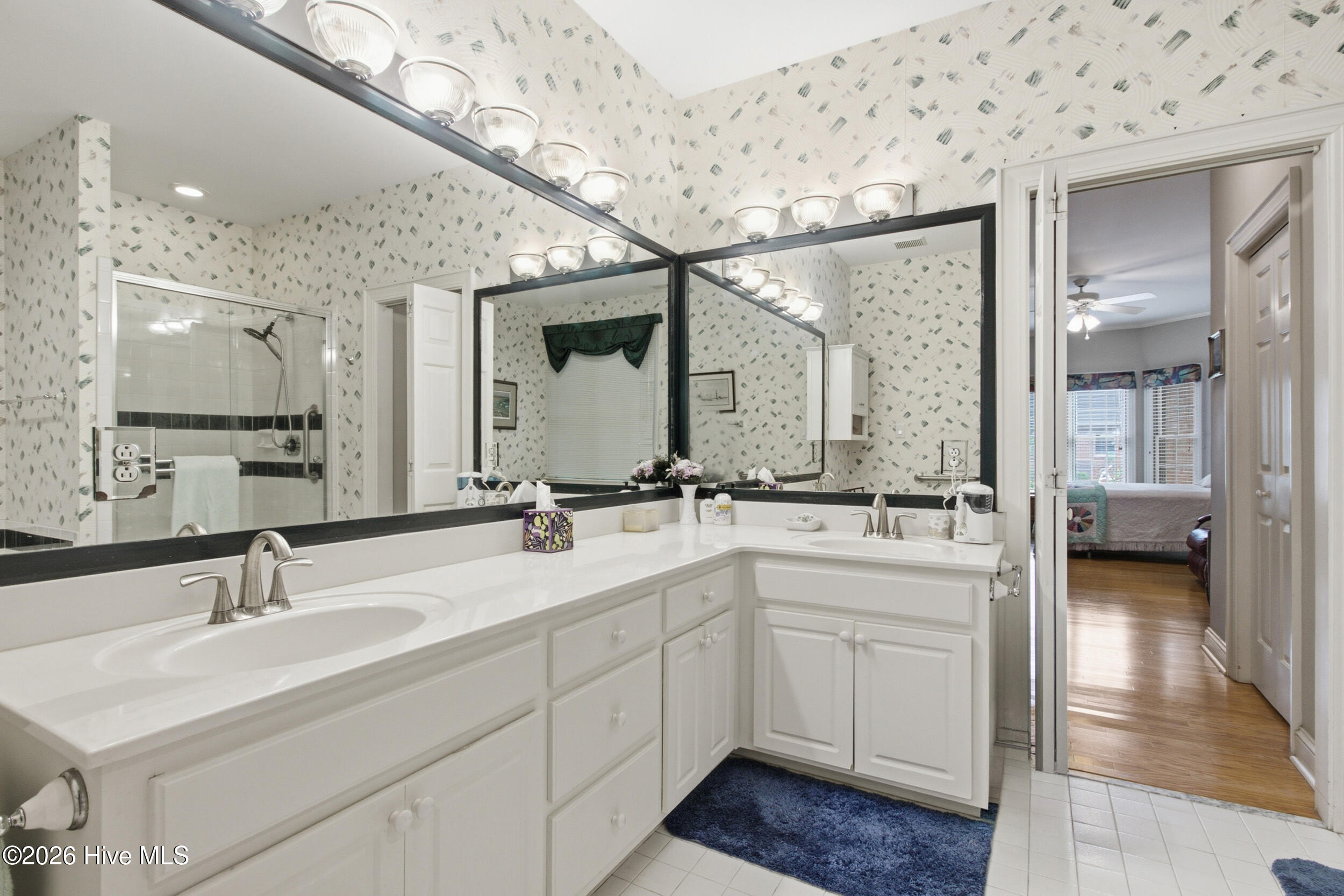 Owners Bathroom