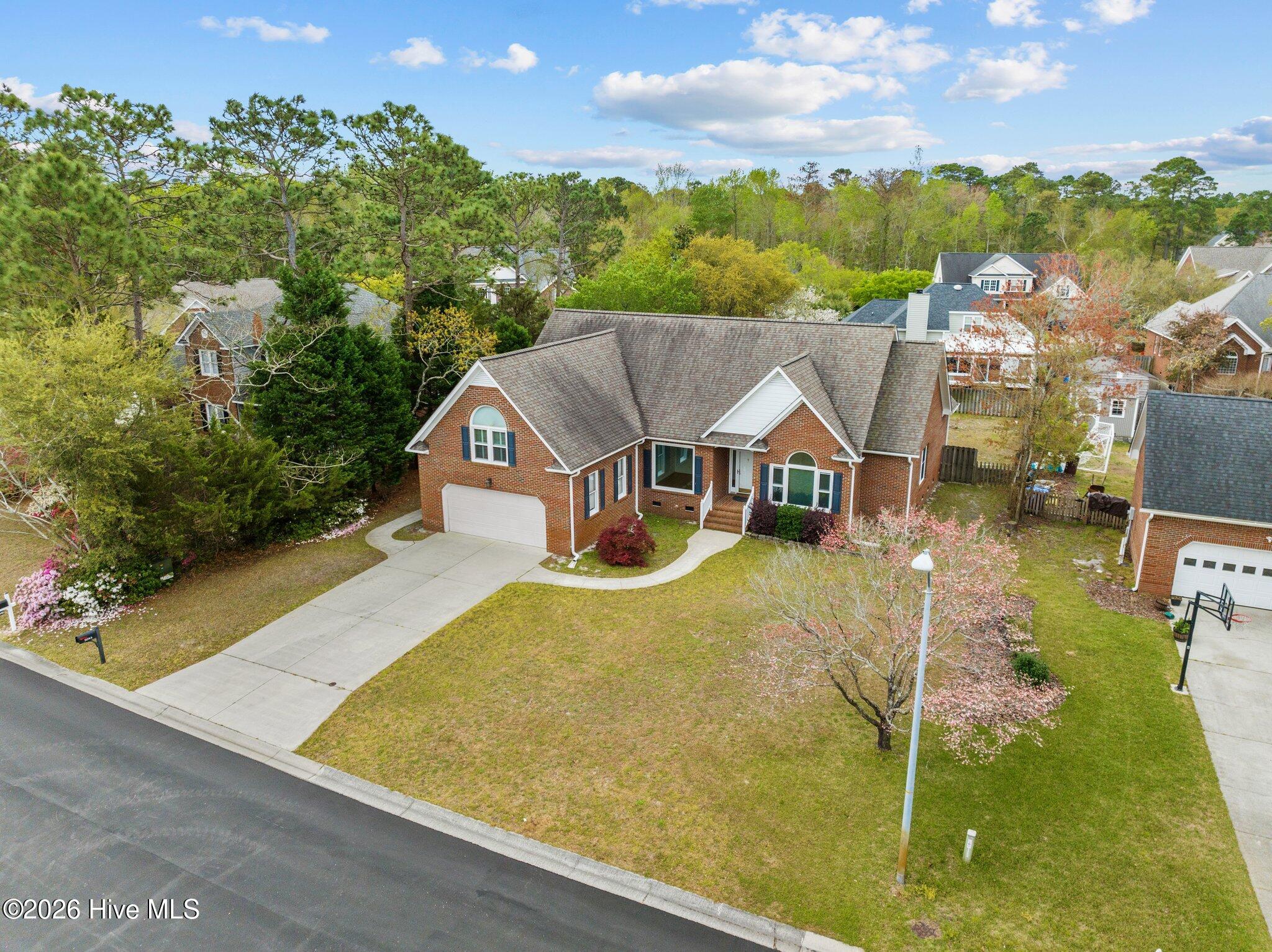 100570682 | Photo 29