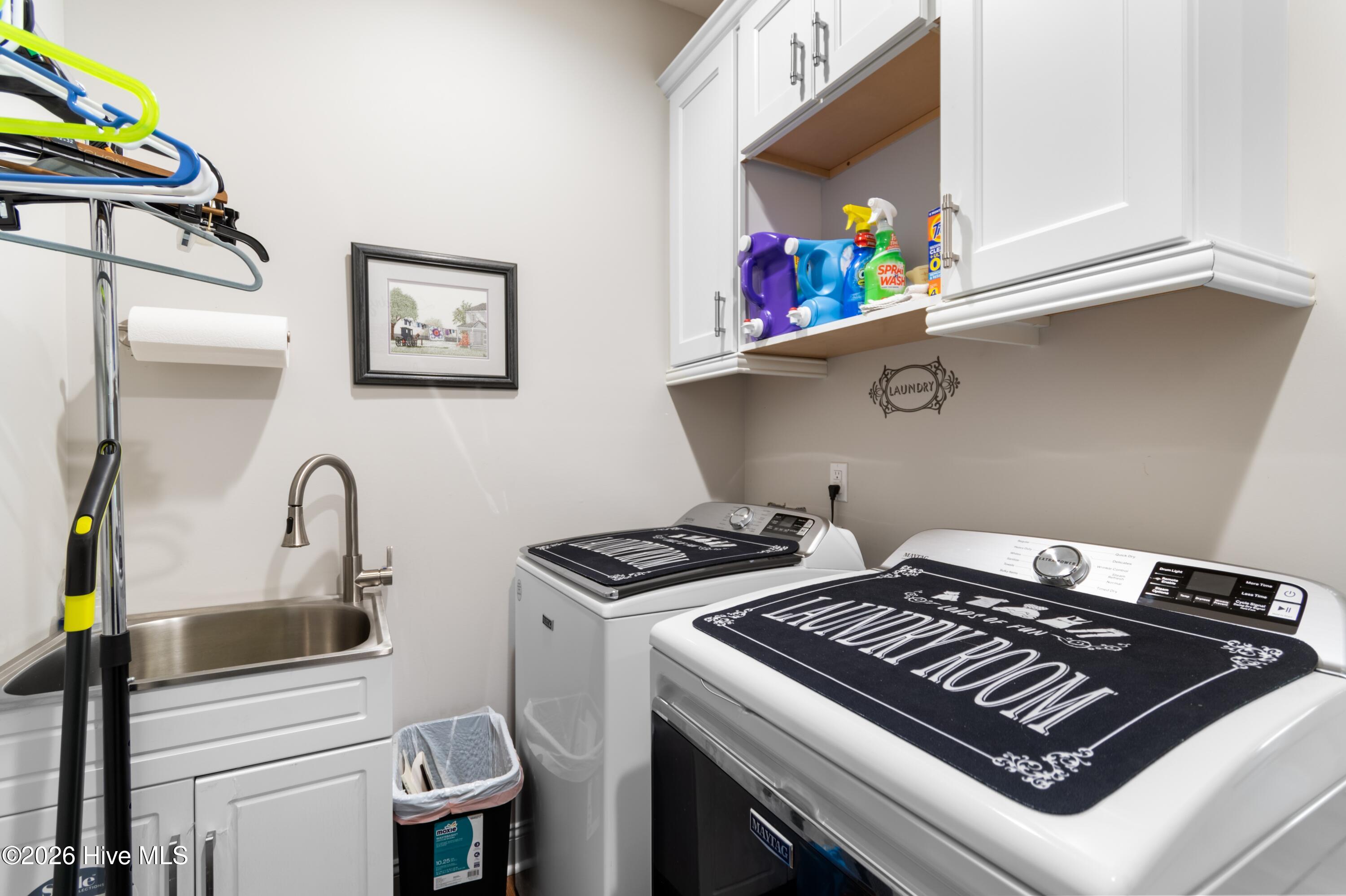 100548806 | Photo 32